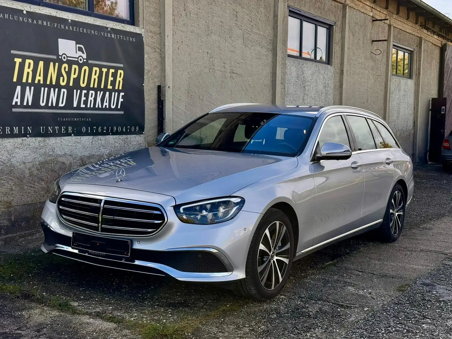 Mercedes-Benz E 300 E 300 de Burm. Ahk Exclusive Silber - 1
