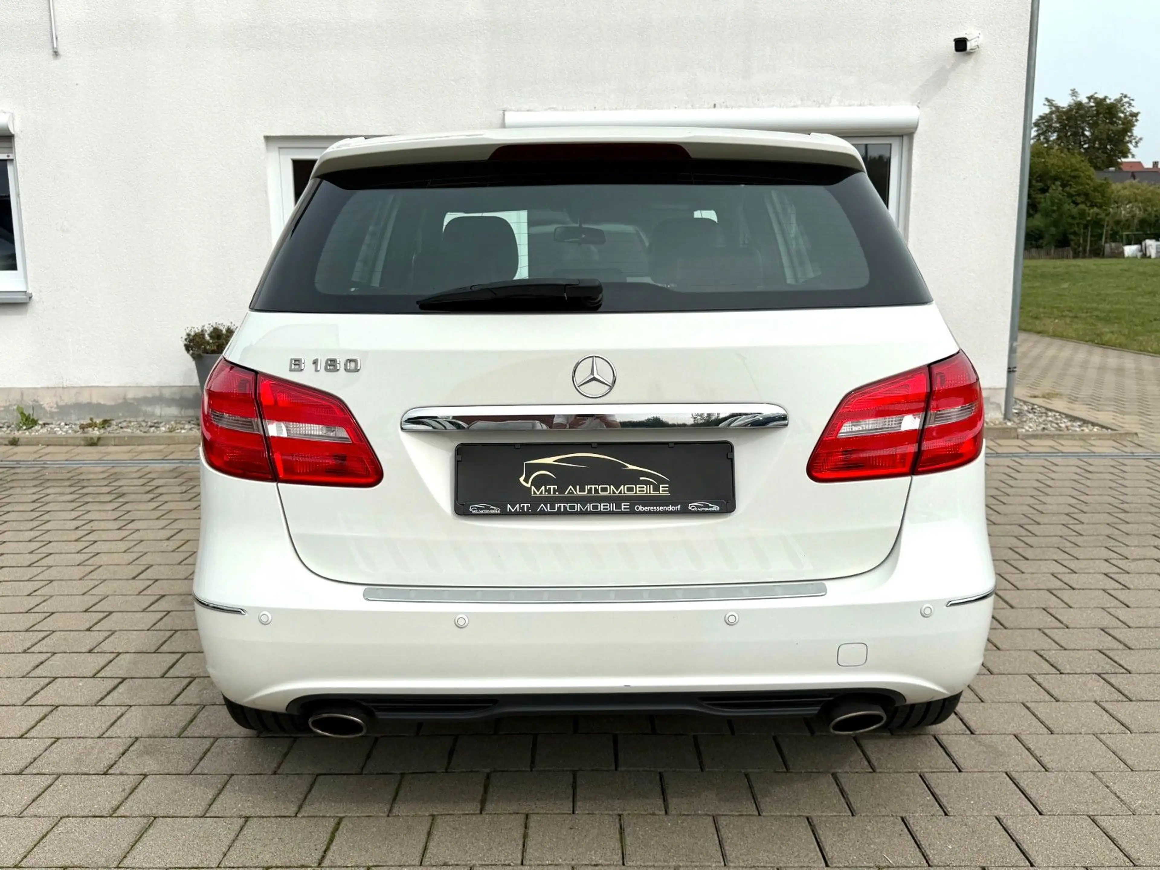 Mercedes-Benz B 180 *NAVI*TEMP*KLIMA*PDC*SHZ*LEDER*BLUETOOTH* — photo 6
