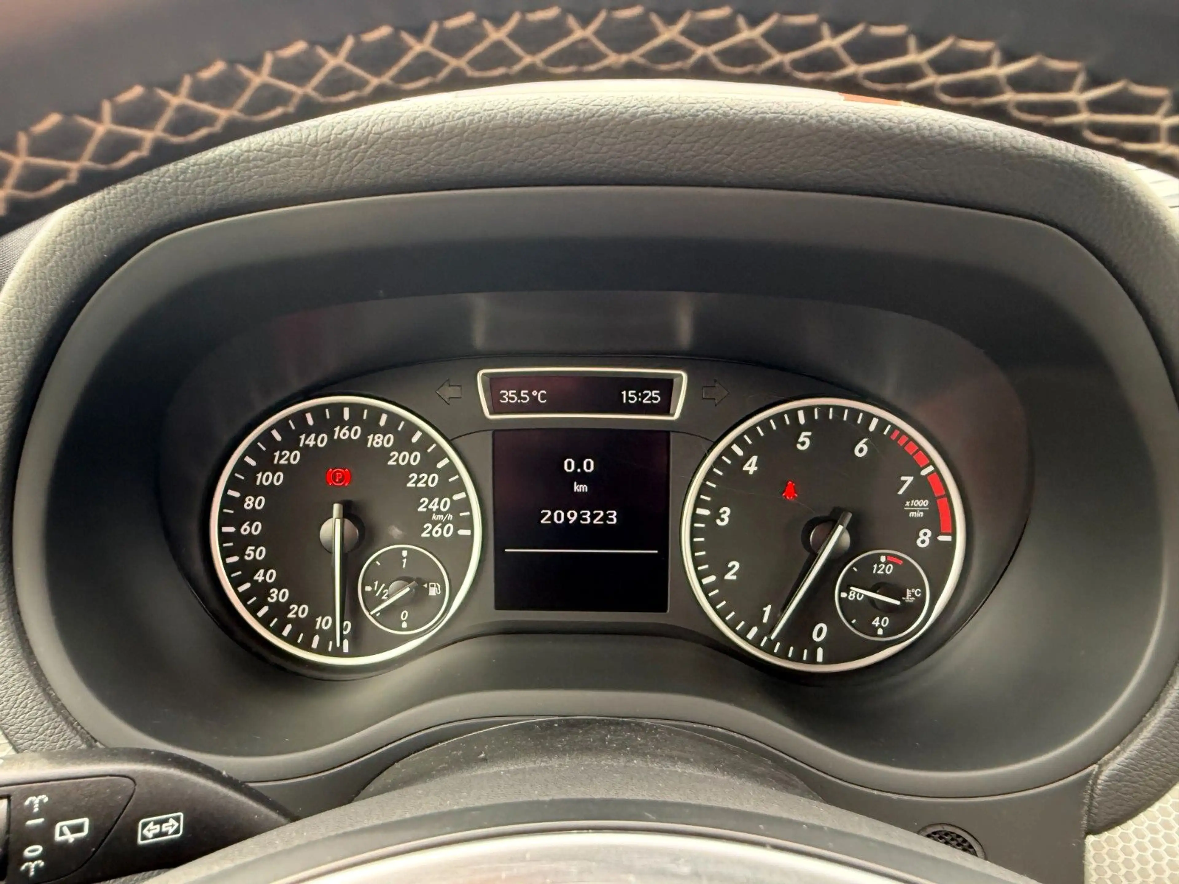 Mercedes-Benz B 180 *NAVI*TEMP*KLIMA*PDC*SHZ*LEDER*BLUETOOTH* — photo 18