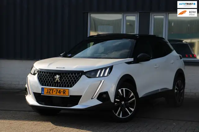 Peugeot 2008 1.2 GT 155PK Leder Pano Massage Trekhaak Stoelverw