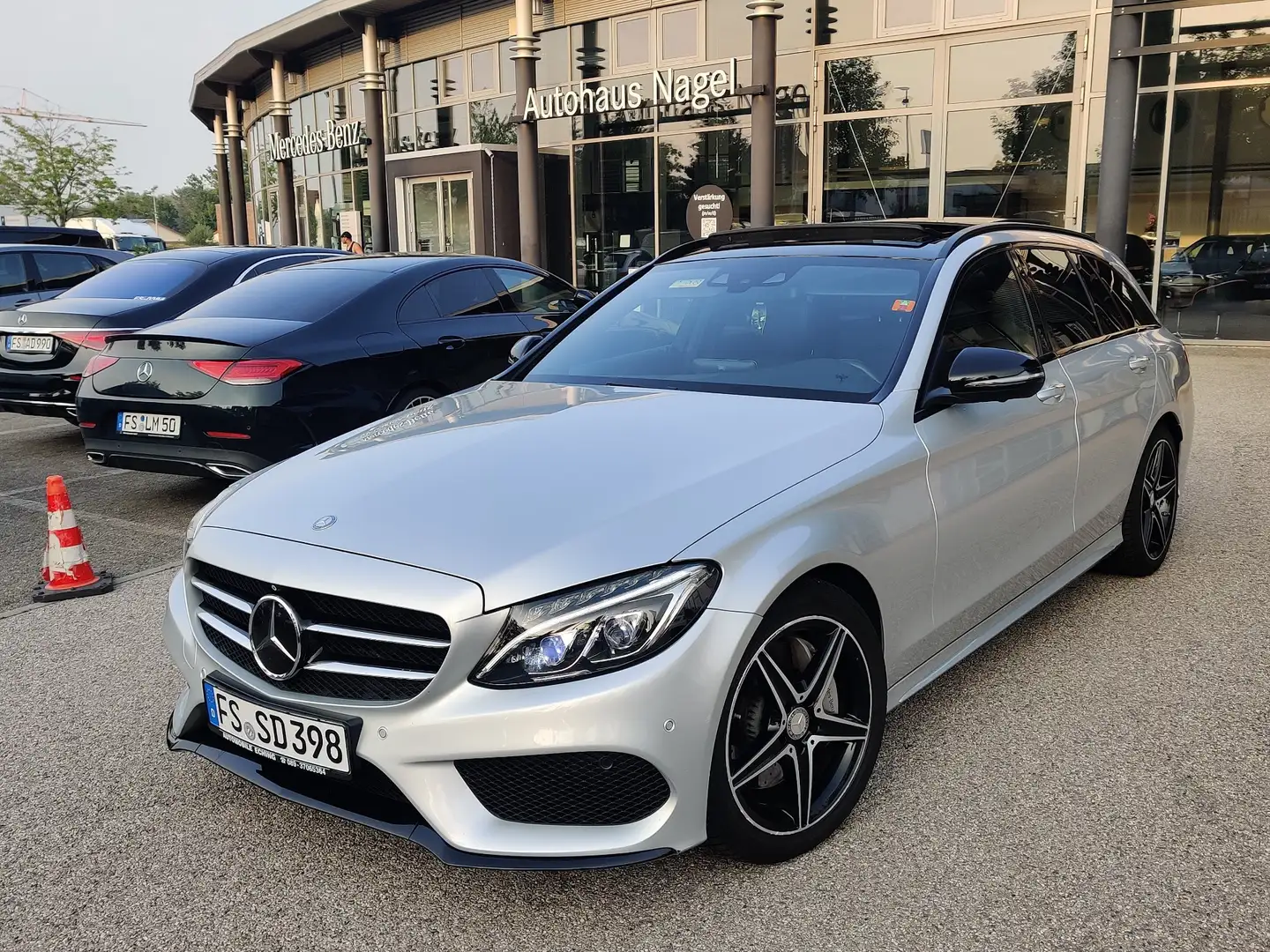 Mercedes-Benz C 300 (BlueTEC Hybrid) h T 7G-TRONIC AMG Line - 1