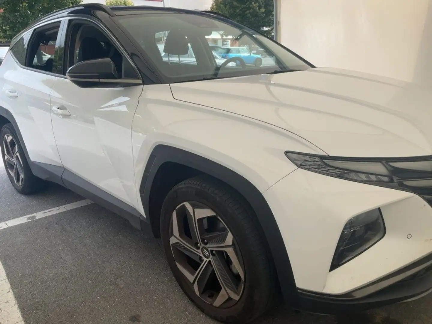 Hyundai TUCSON UNICOPROPRIETARIO - PARI NUOVO - IVA ESPOSTA Weiß - 2