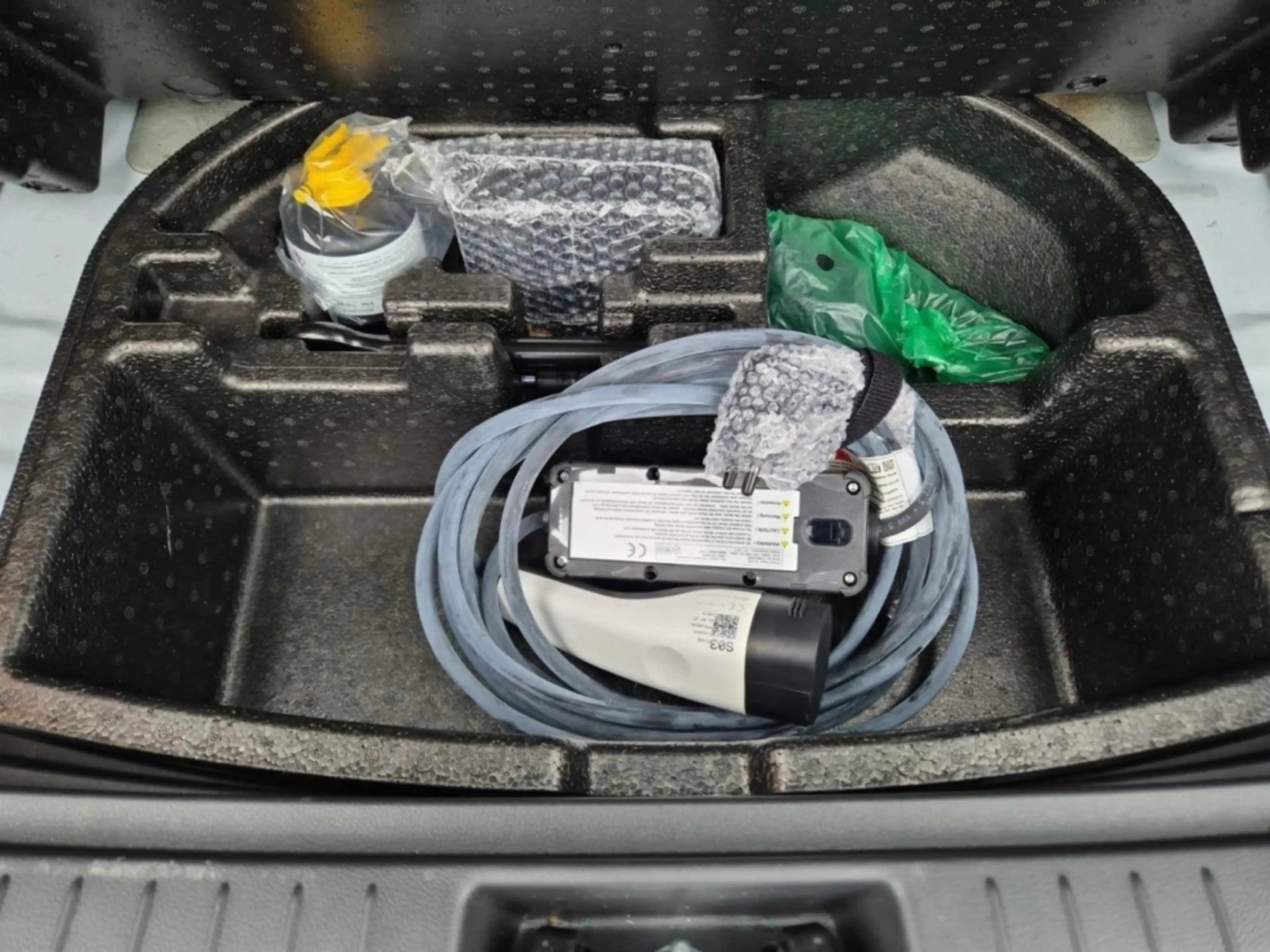 Hyundai KONA Select +11kWOBC+GARANTIE bis10/2030 — photo 14