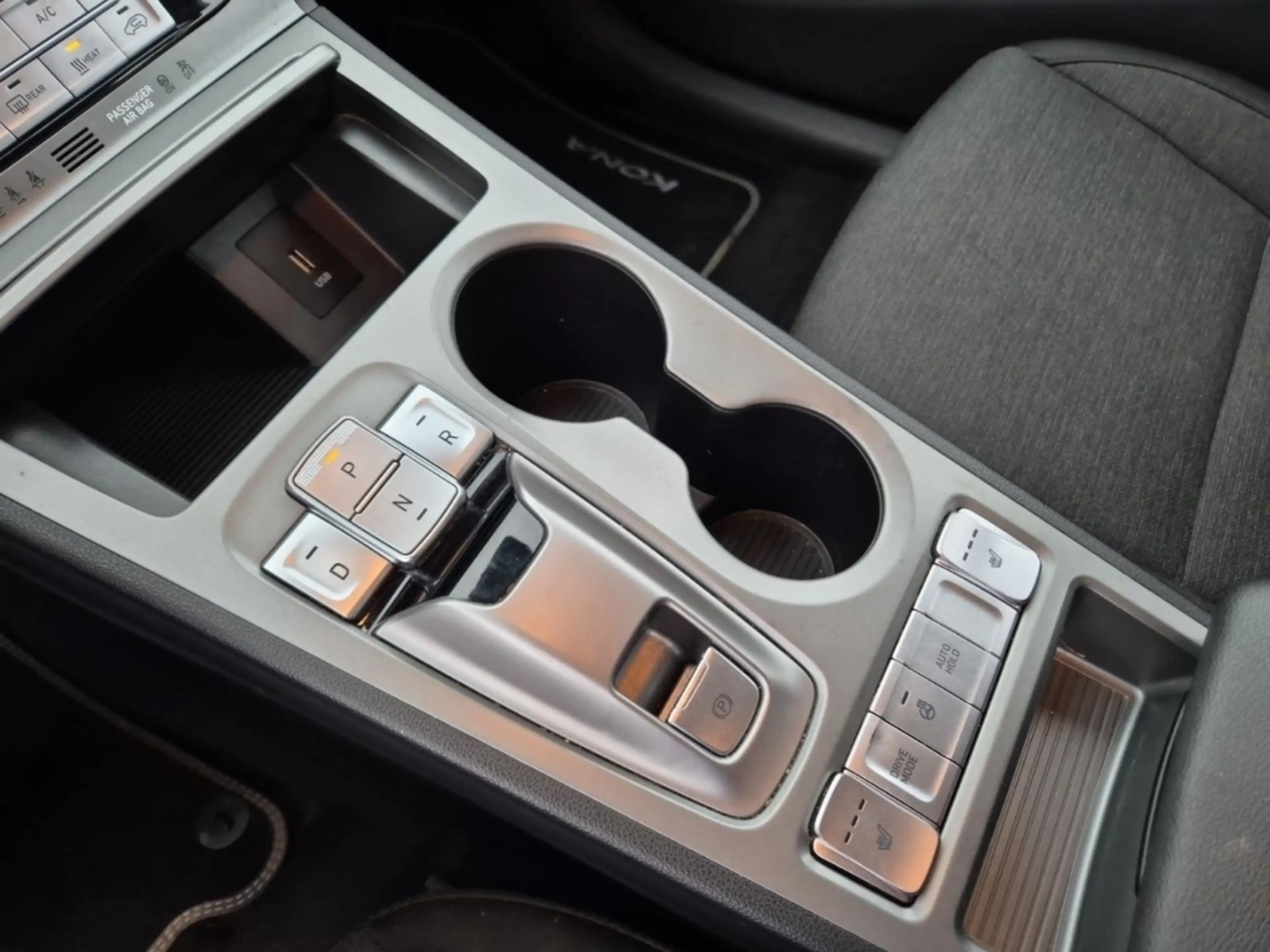Hyundai KONA Select +11kWOBC+GARANTIE bis10/2030 — photo 11