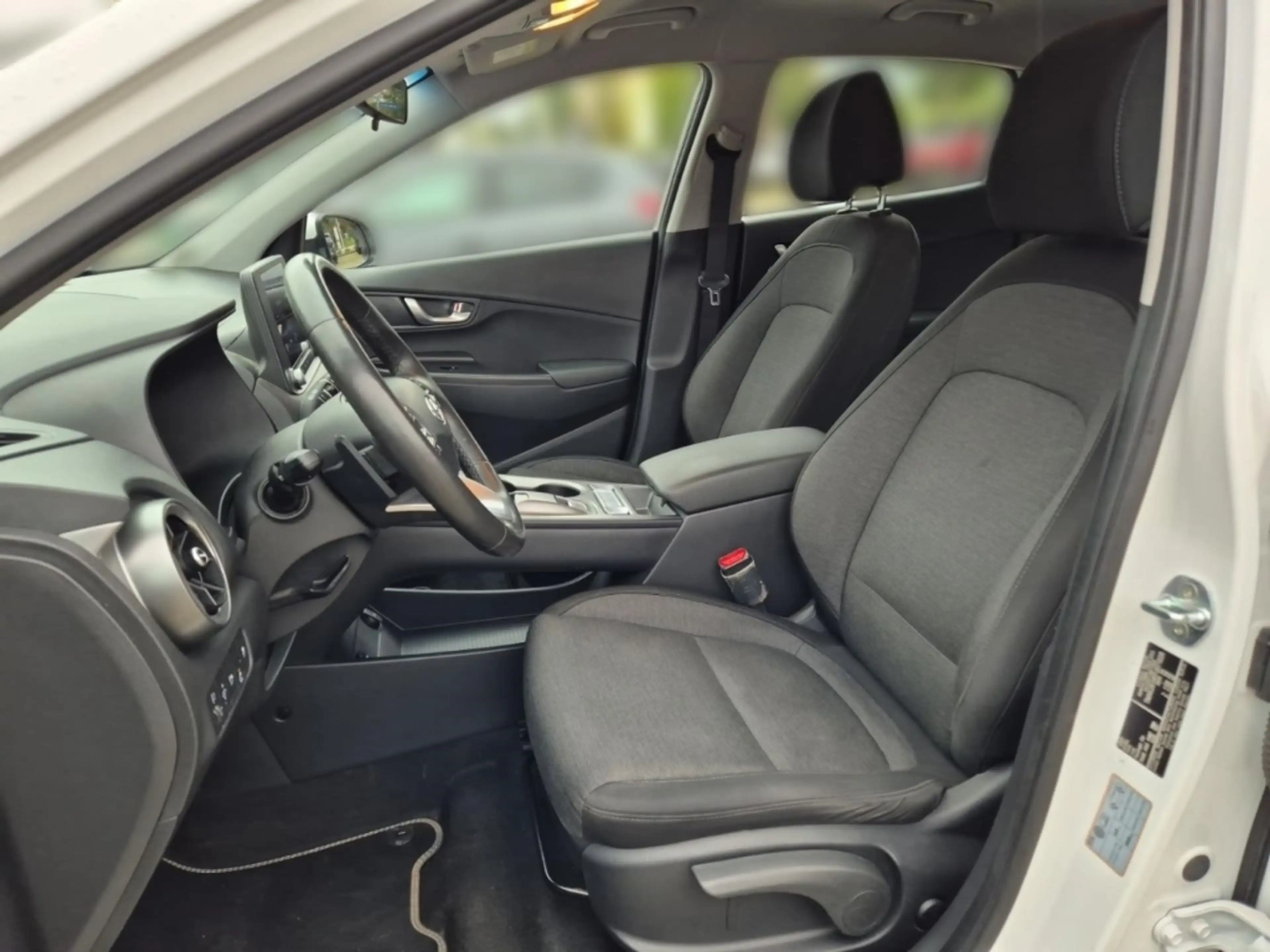 Hyundai KONA Select +11kWOBC+GARANTIE bis10/2030 — photo 5