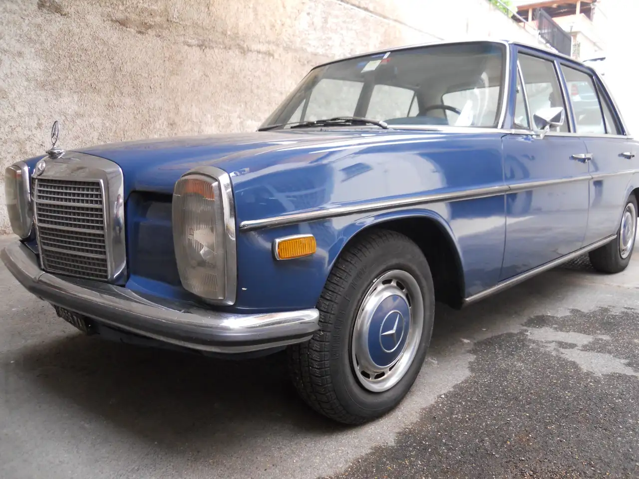 Mercedes-Benz 200 Barra 8, foto 3