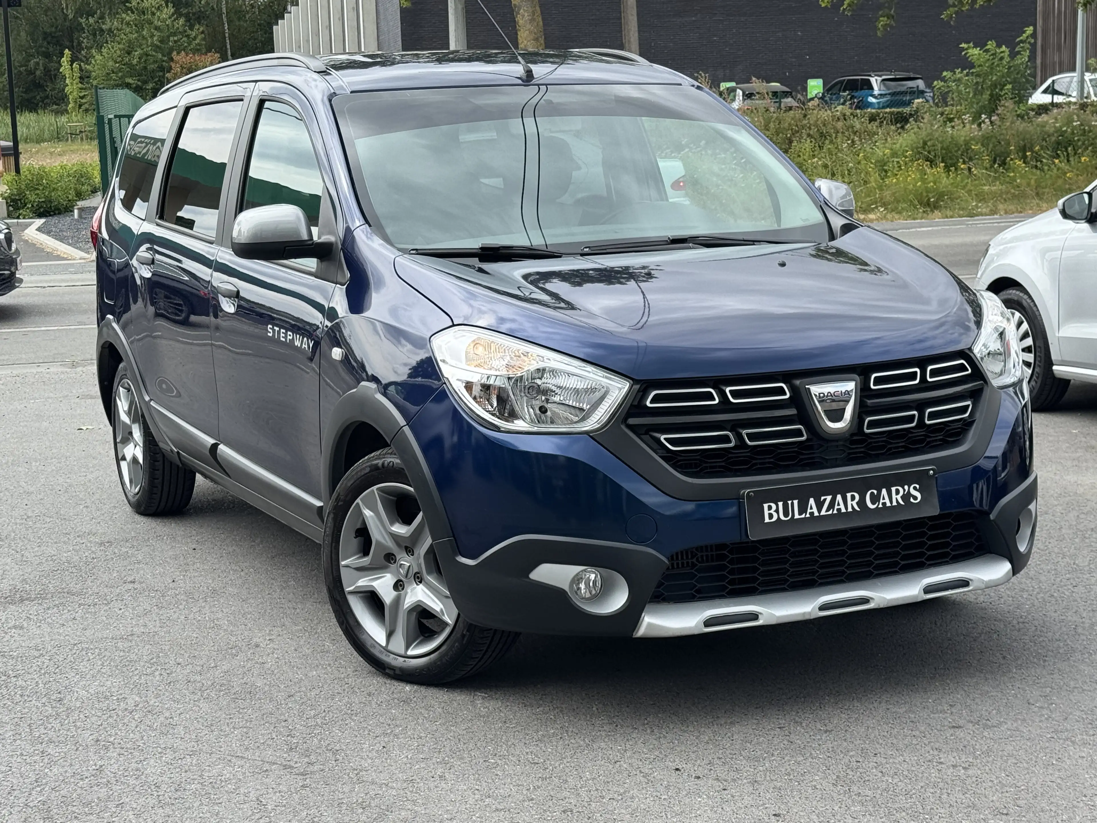 Dacia Dokker Dokker Stepway 1.2 TCe Explorer*FULL CARNET*1 ER MAIN*CAMERA*NAVI*GARANTIE — photo 3