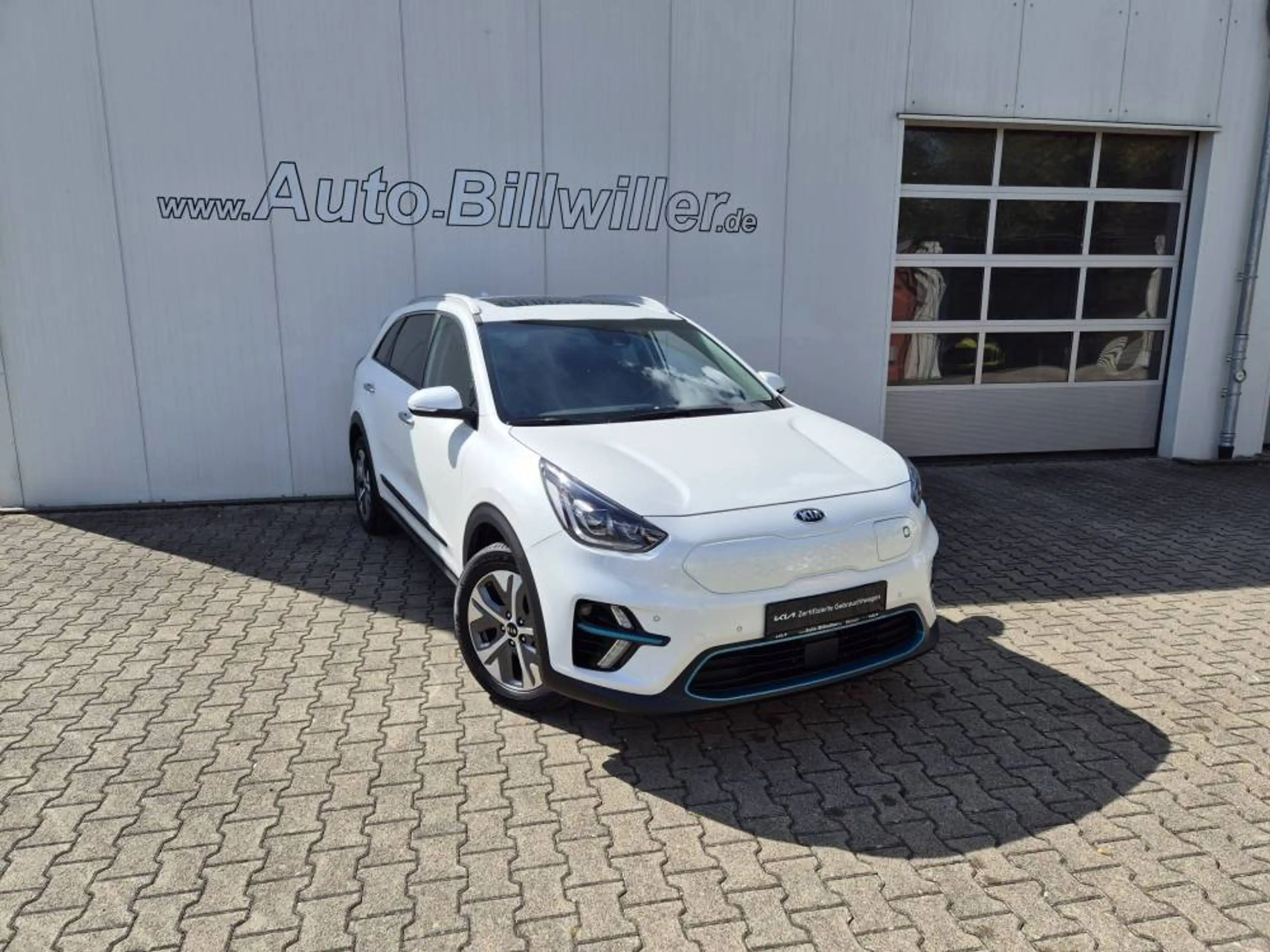 Kia e-Niro 64 kWh Spirit Leder Glasdach 3-ph. Batteriezertifi