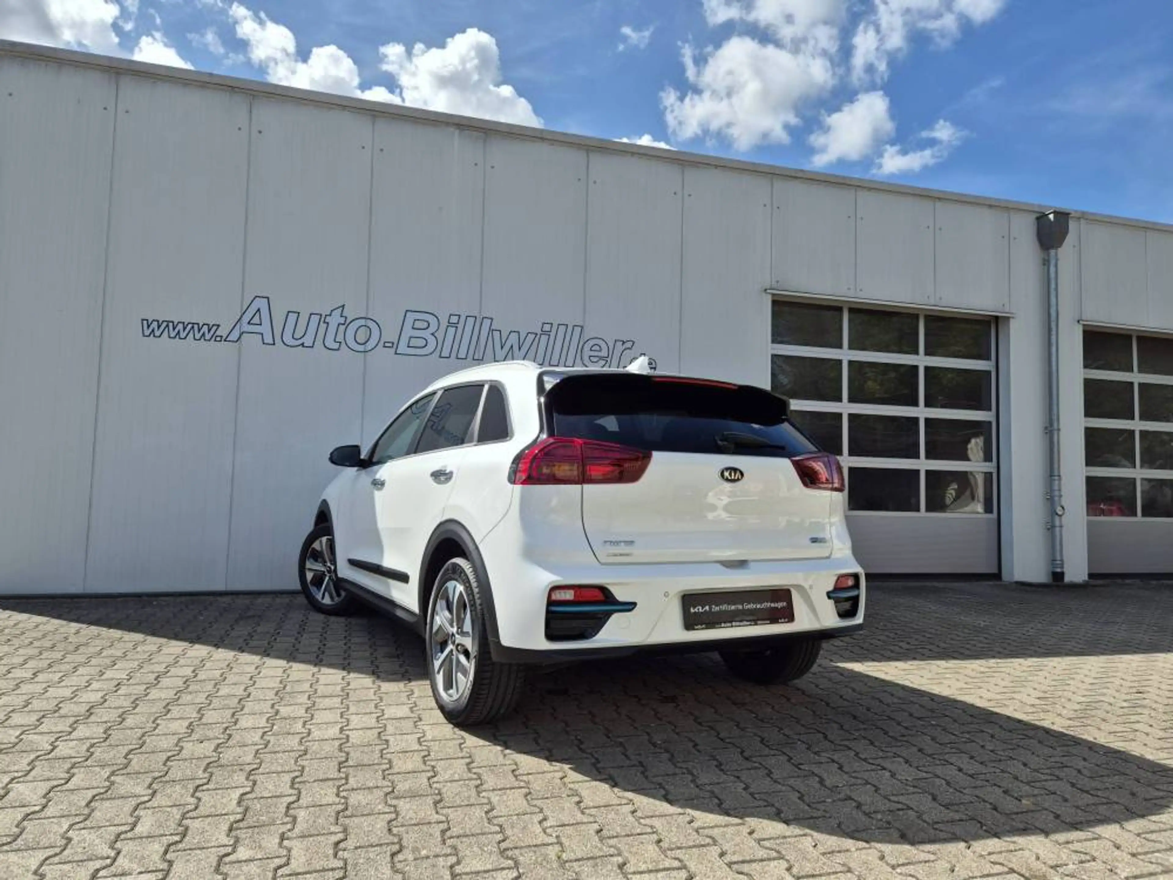 Kia e-Niro 64 kWh Spirit Leder Glasdach 3-ph. Batteriezertifi — photo 6