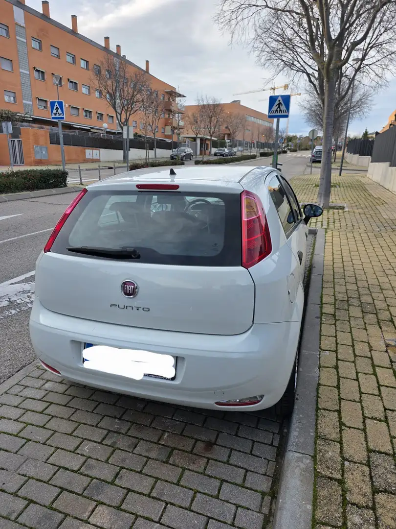 Fiat Punto Punto 1.3Mjt Pop E5  Pop Blanco - 1