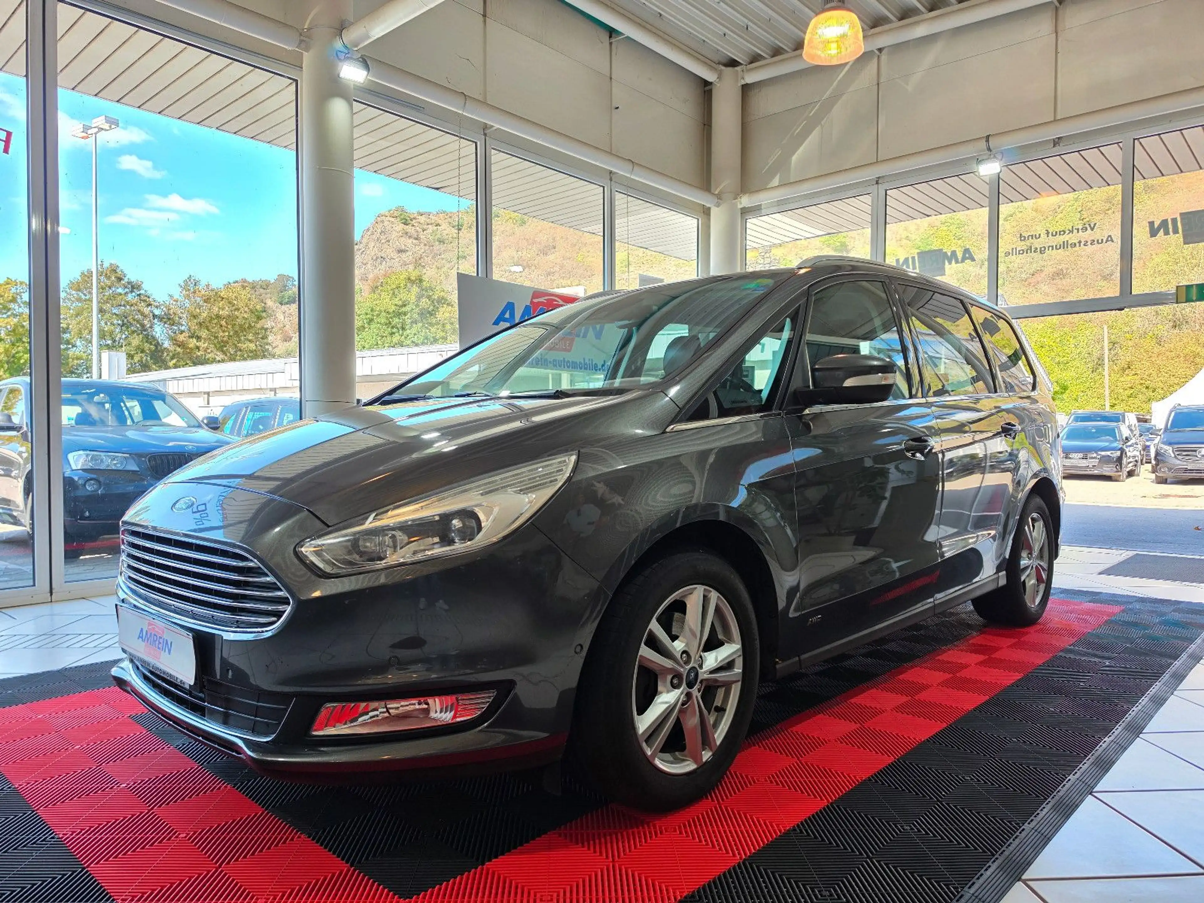 Ford Galaxy Titanium AWD+7. SITZER+STANDH.+KAMERA+DAB — photo 3