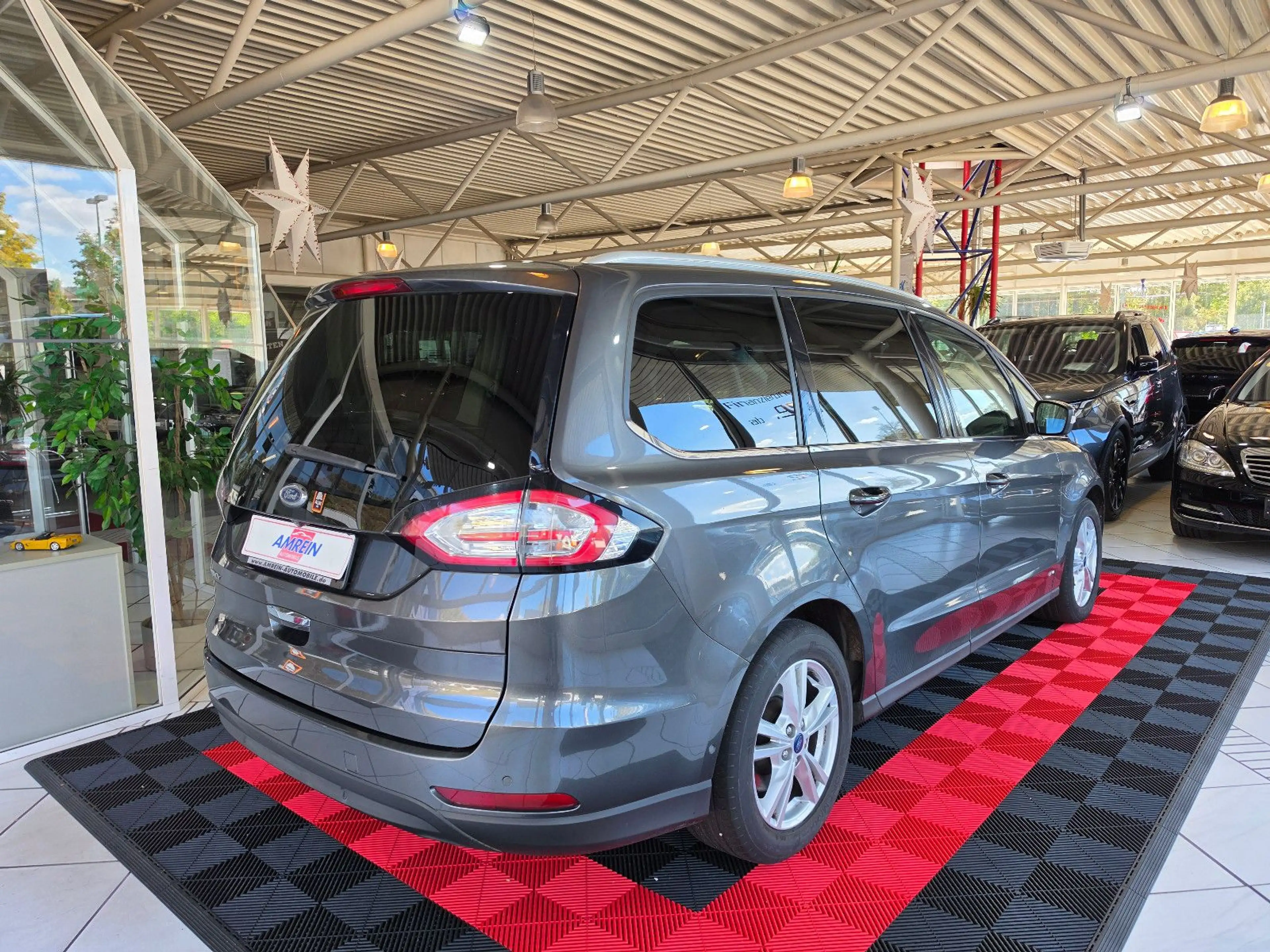 Ford Galaxy Titanium AWD+7. SITZER+STANDH.+KAMERA+DAB — photo 5