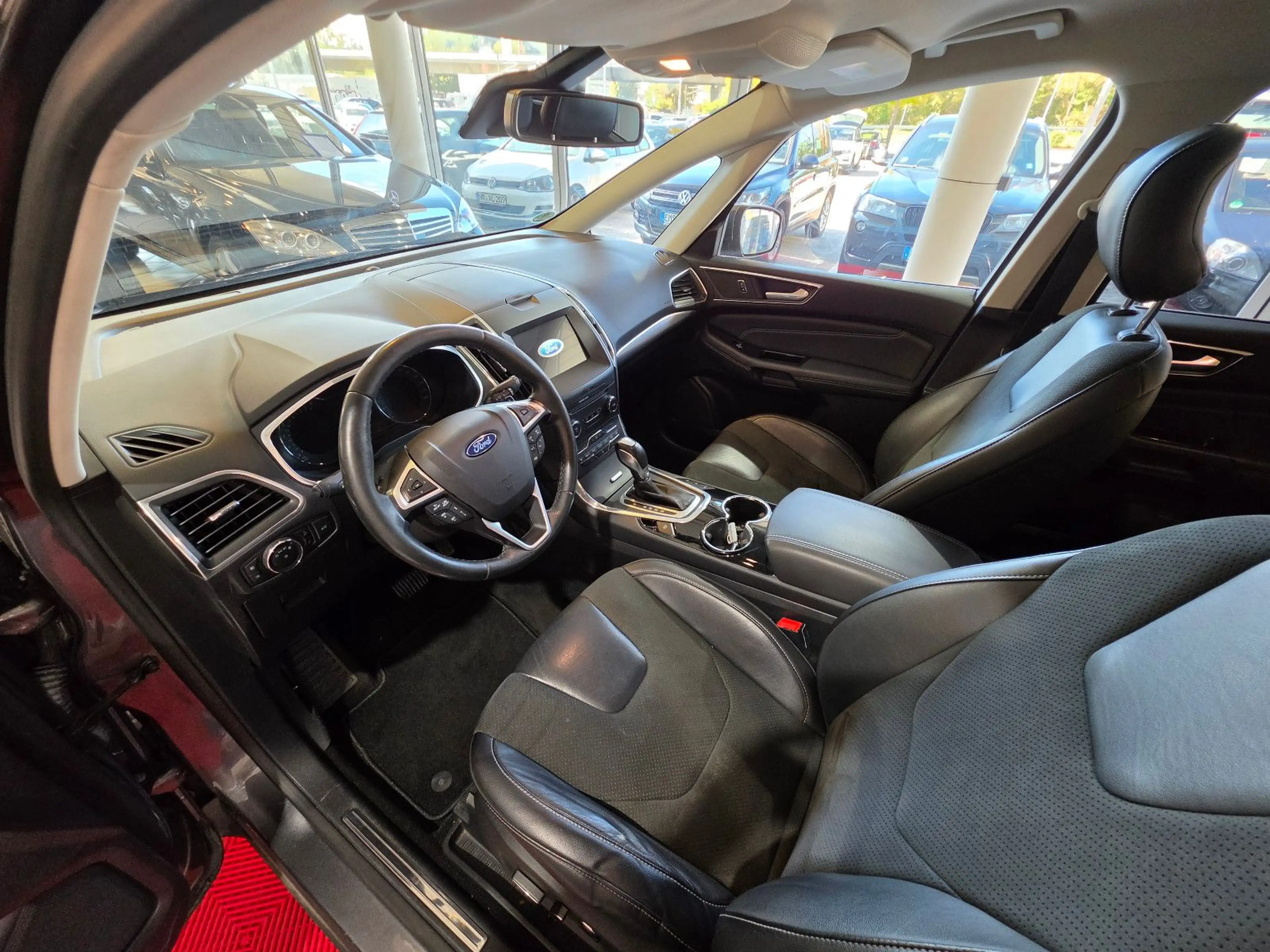 Ford Galaxy Titanium AWD+7. SITZER+STANDH.+KAMERA+DAB — photo 10