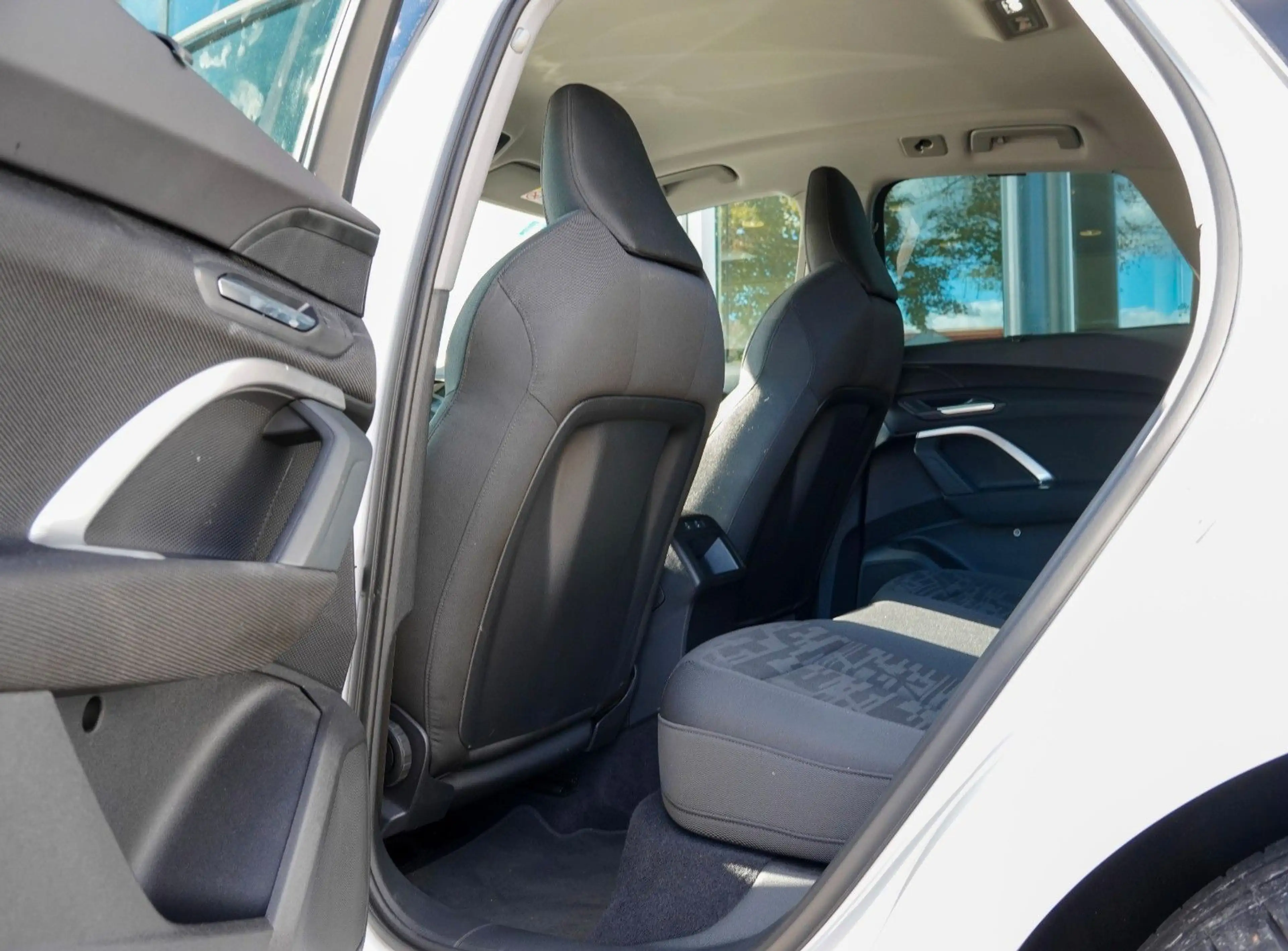 Audi Q5 / S-LINE / NAVI / PARKASSISTENT PLUS / LED — photo 13
