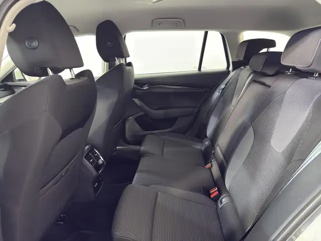 Skoda Octavia view 15