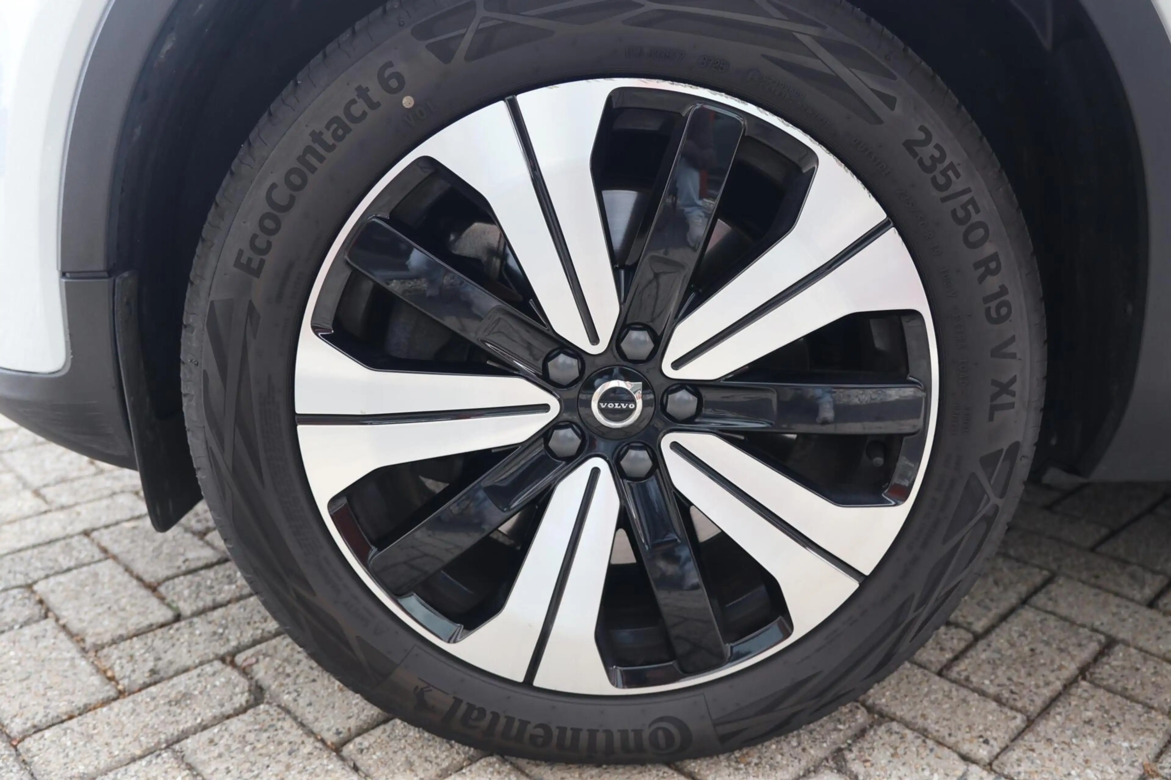 Volvo XC40 T5 Recharge Plus Dark | Stoelverwarming | Trekhaak — photo 10
