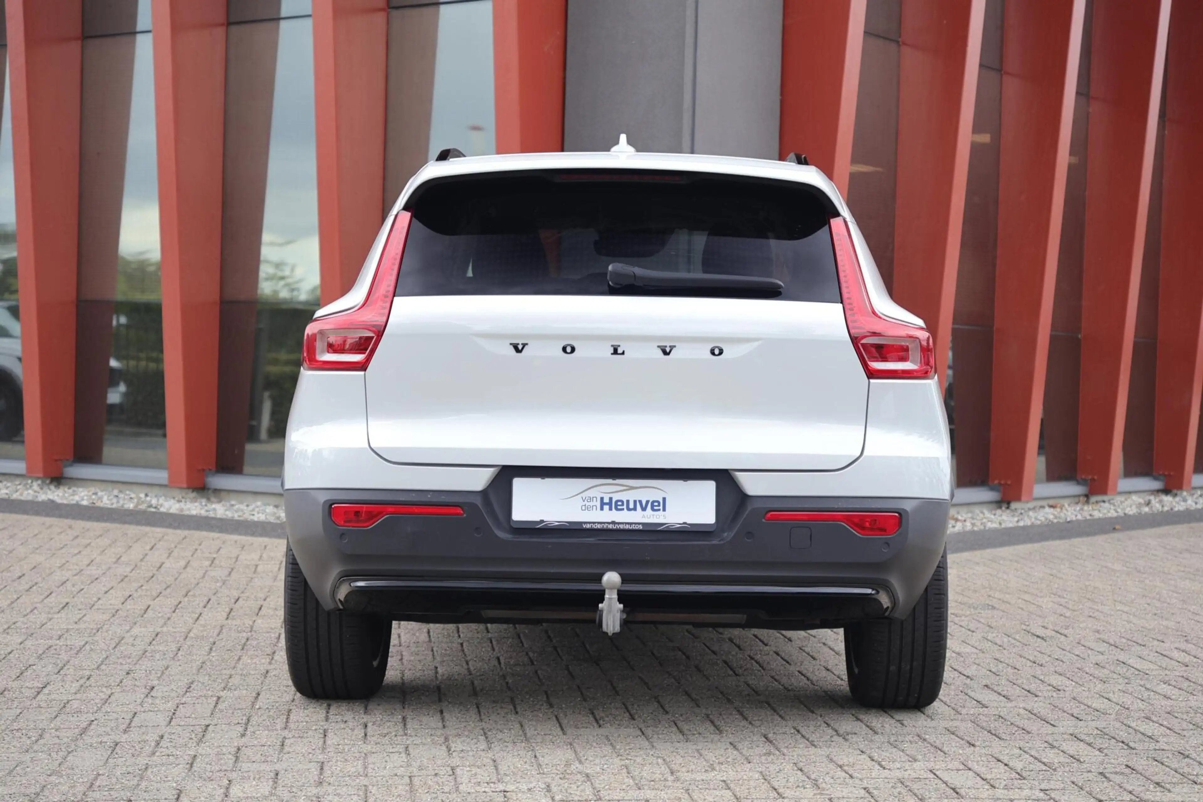 Volvo XC40 T5 Recharge Plus Dark | Stoelverwarming | Trekhaak — photo 4