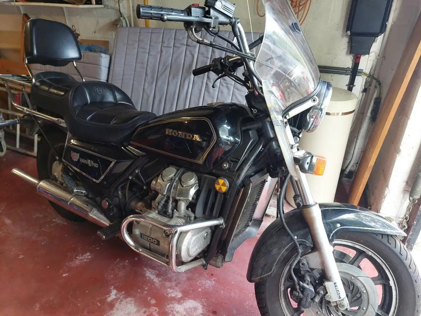 Honda GL 1200 Zwart - 1