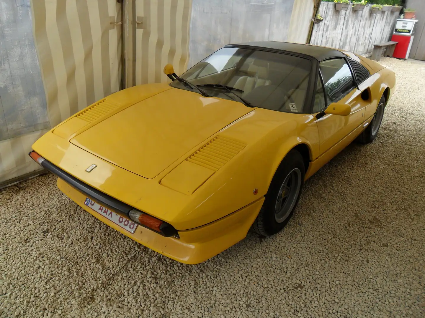 Ferrari 308 GTS Jaune - 2
