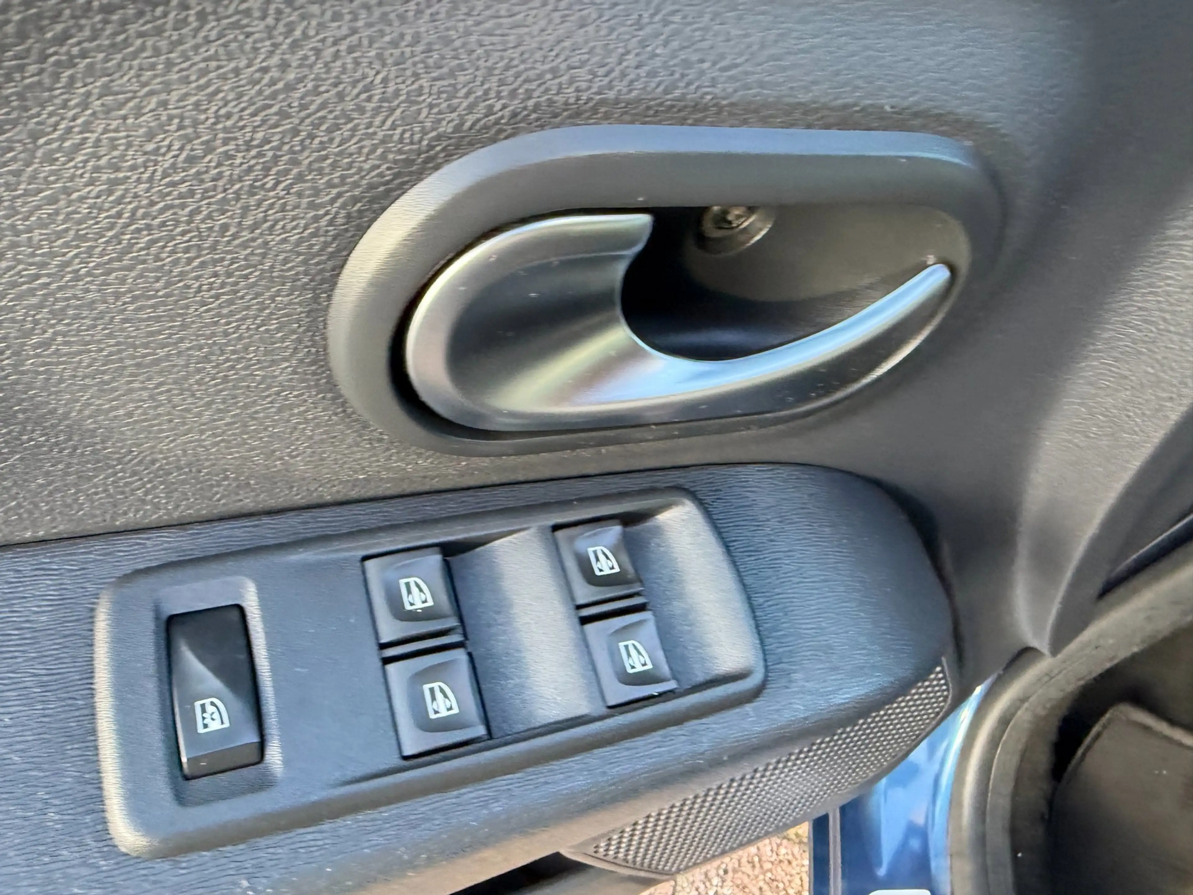 Dacia Lodgy 1.2 TCe Série Limitée Stepway Clima|Cruise|NAV — photo 11