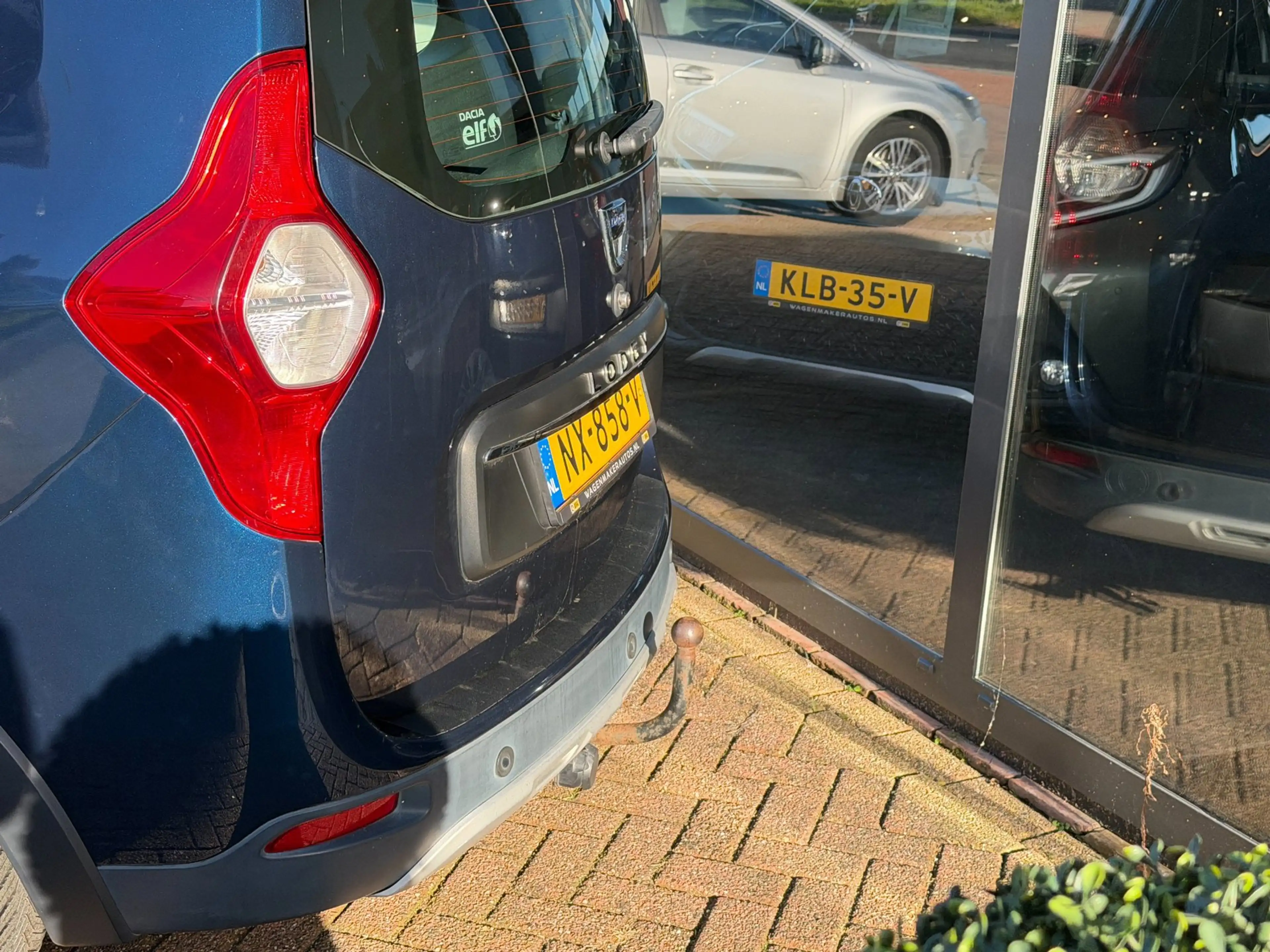 Dacia Lodgy 1.2 TCe Série Limitée Stepway Clima|Cruise|NAV — photo 8