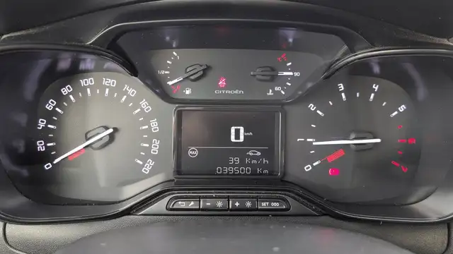 Citroen C3 view 12