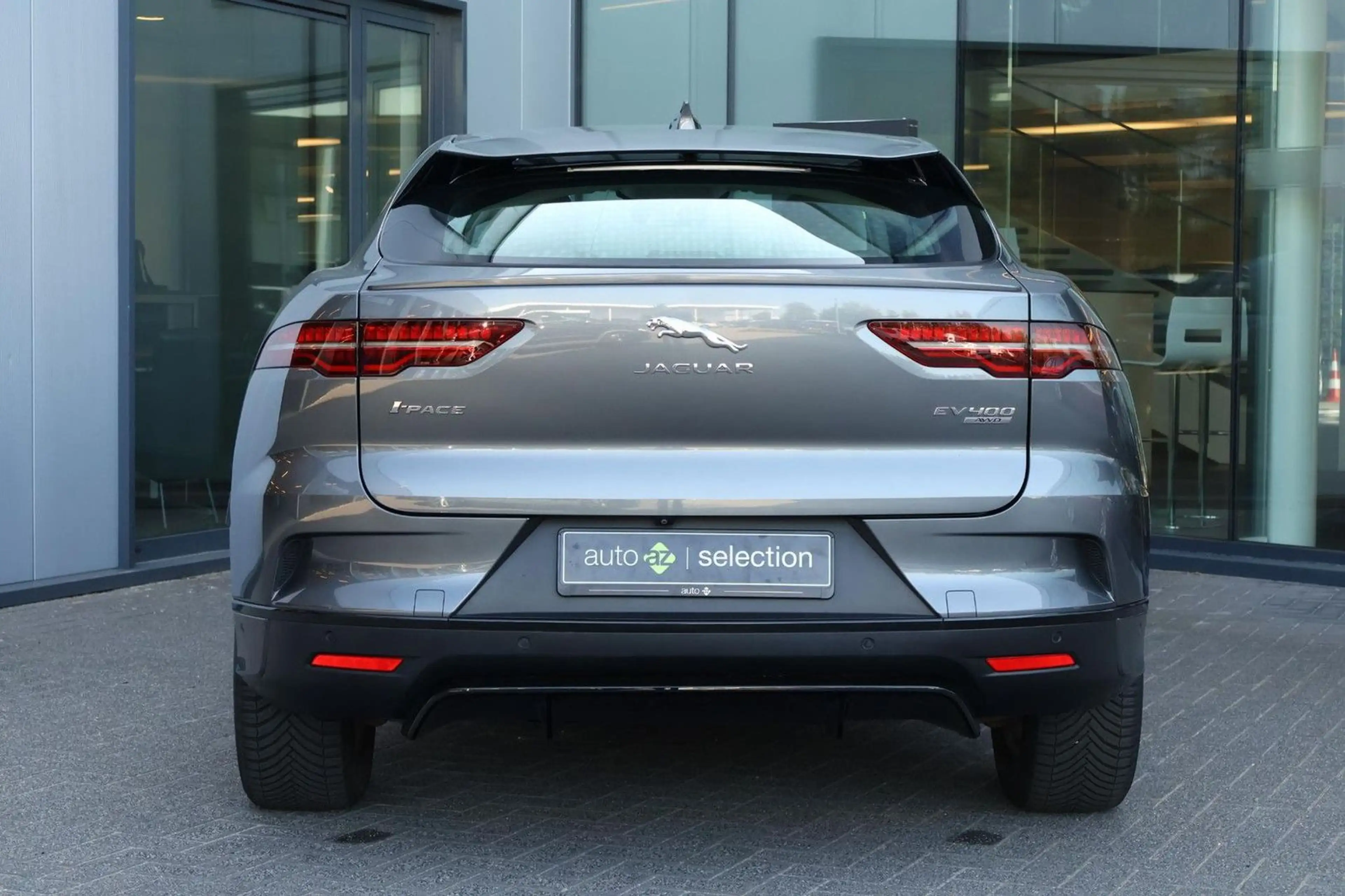 Jaguar I-Pace EV400 SE 90 kWh / DAB / Adaptive cruise / — photo 10