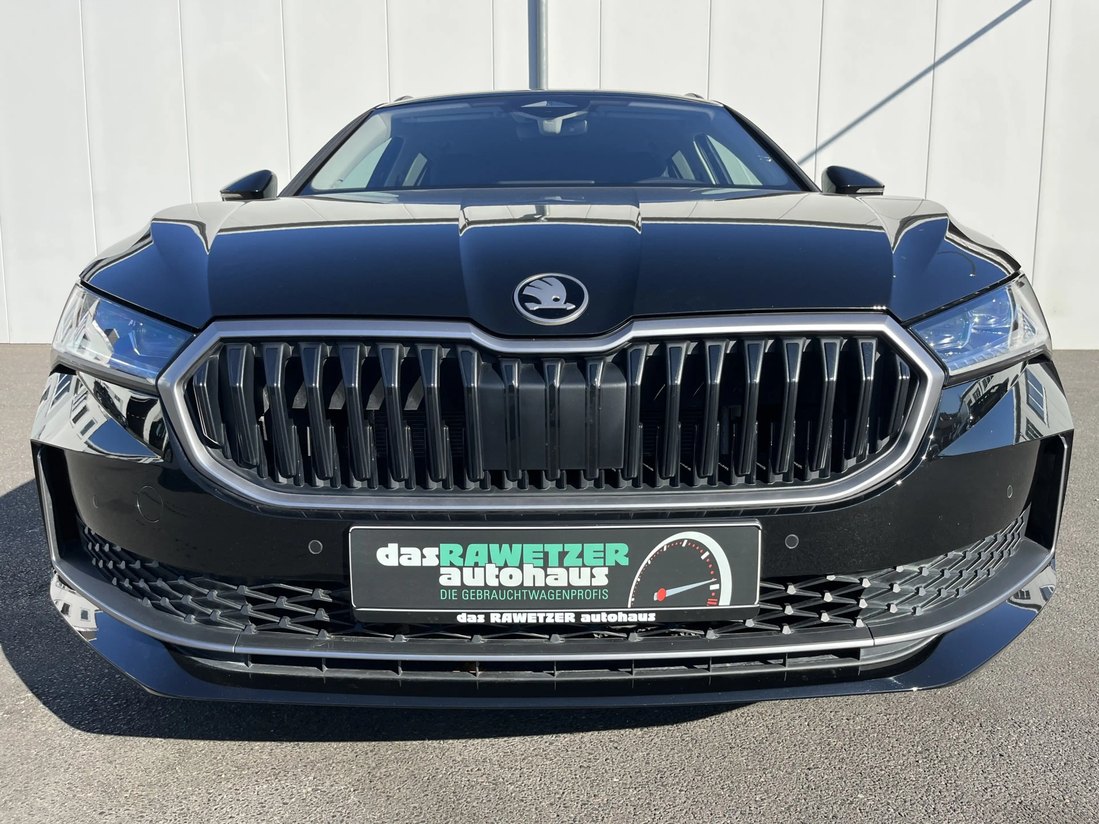 Skoda Superb Combi 2.0 TSI DSG Selection 219€ m.20% Anz. AHK — photo 4