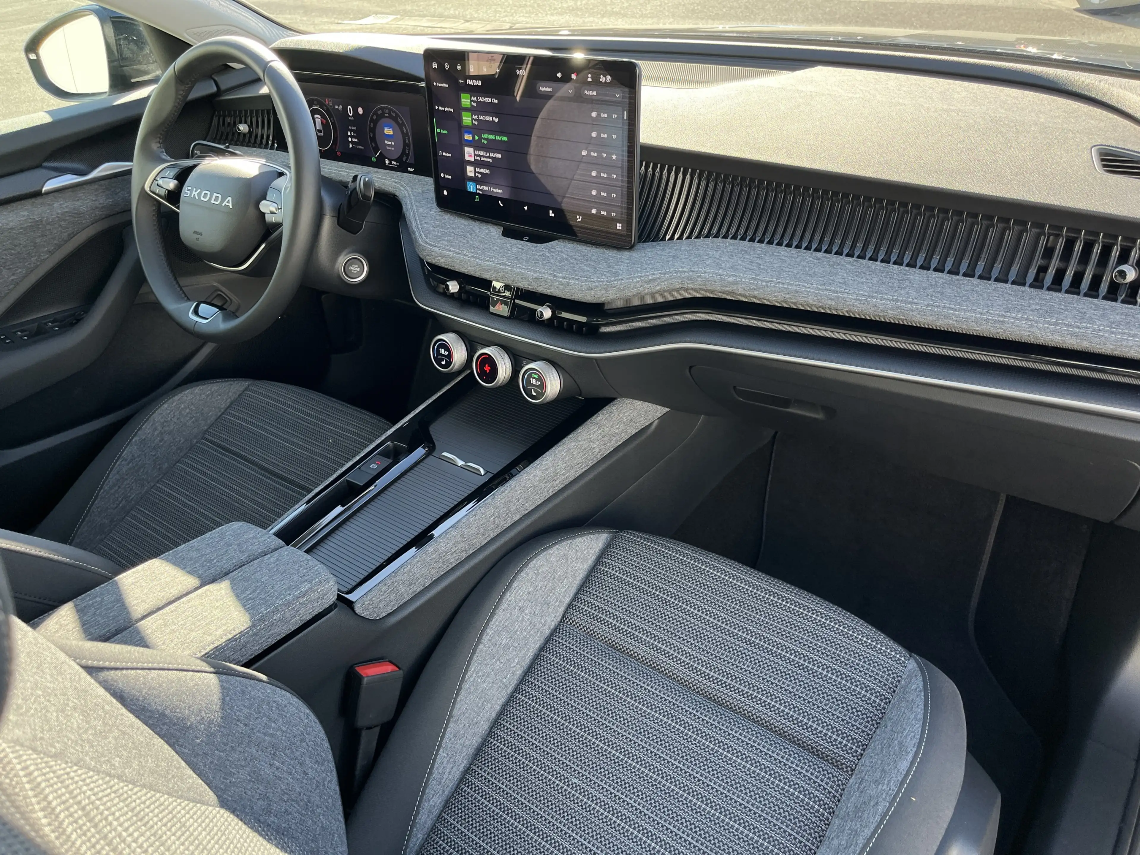 Skoda Superb Combi 2.0 TSI DSG Selection 219€ m.20% Anz. AHK — photo 14