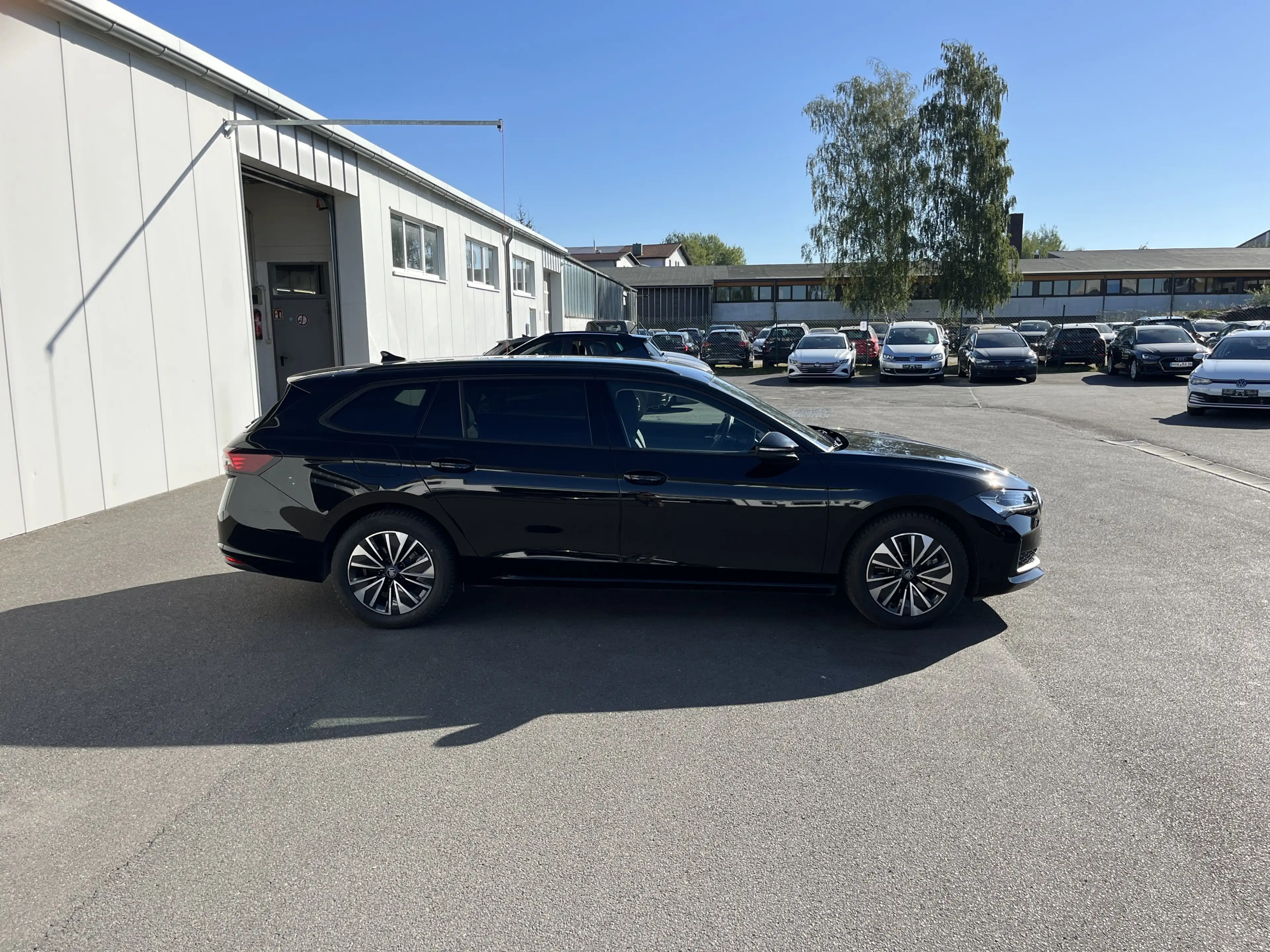 Skoda Superb Combi 2.0 TSI DSG Selection 219€ m.20% Anz. AHK — photo 6