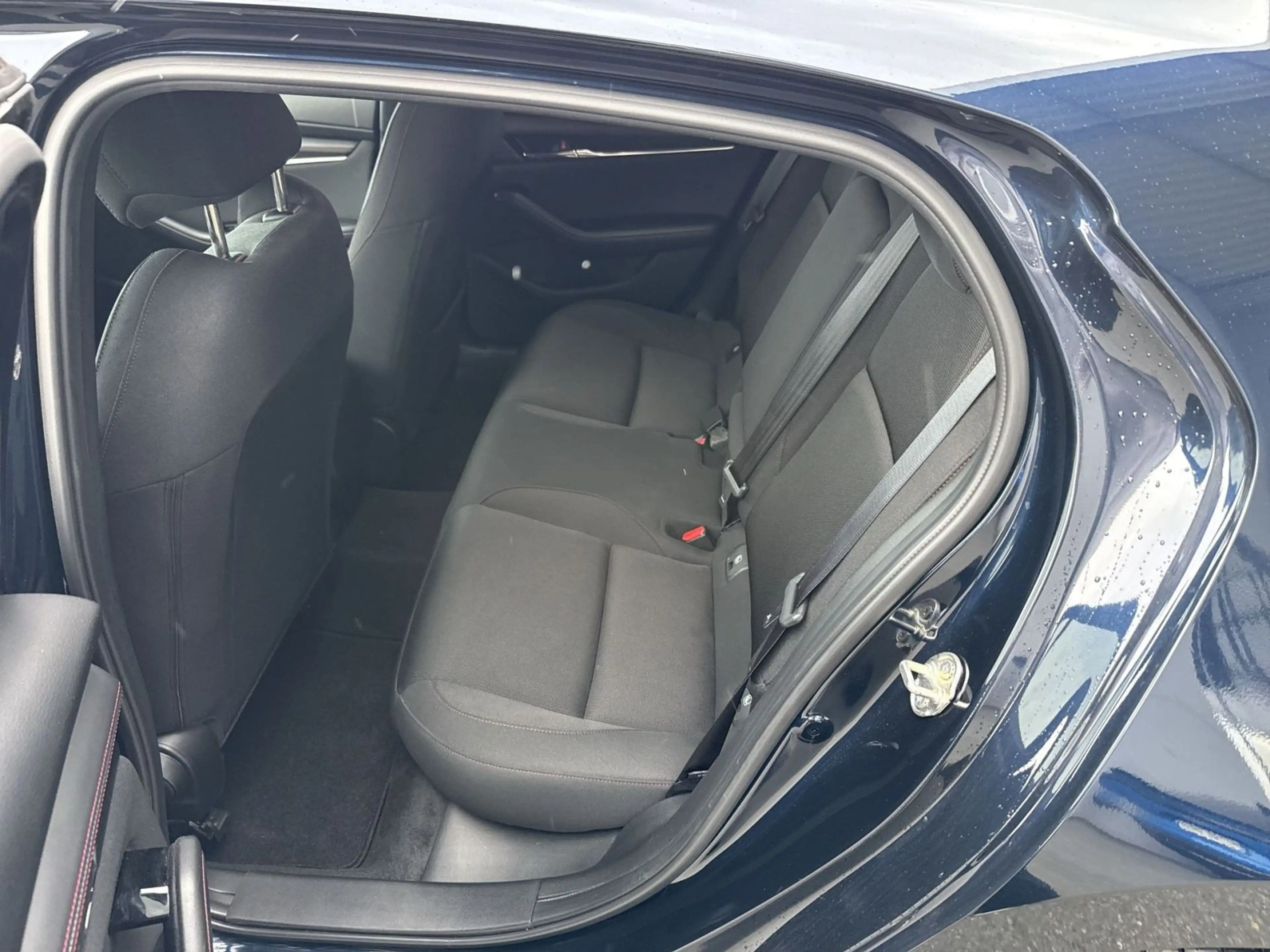 Mazda 3 SKYACTIV-G 2.0 M-Hybrid Homura 2WD — photo 12