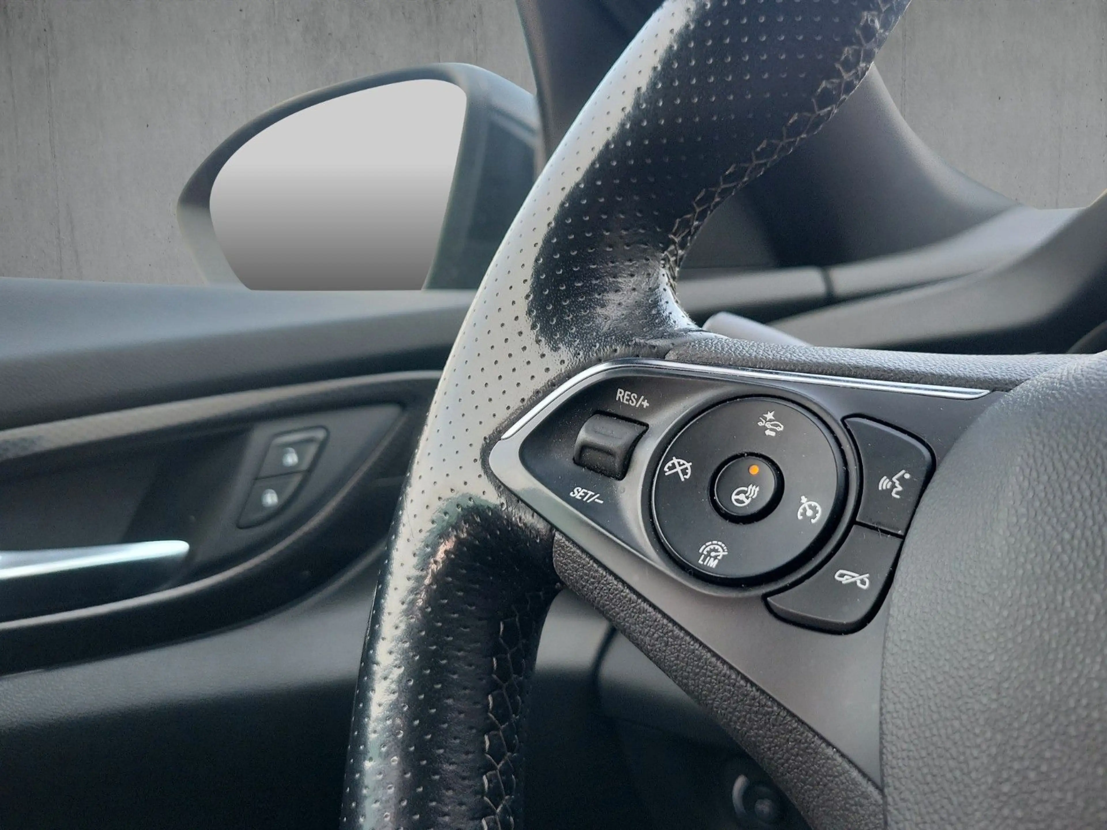Opel Insignia B ST "Business Elegance" 1-Hand/Kamera — photo 12