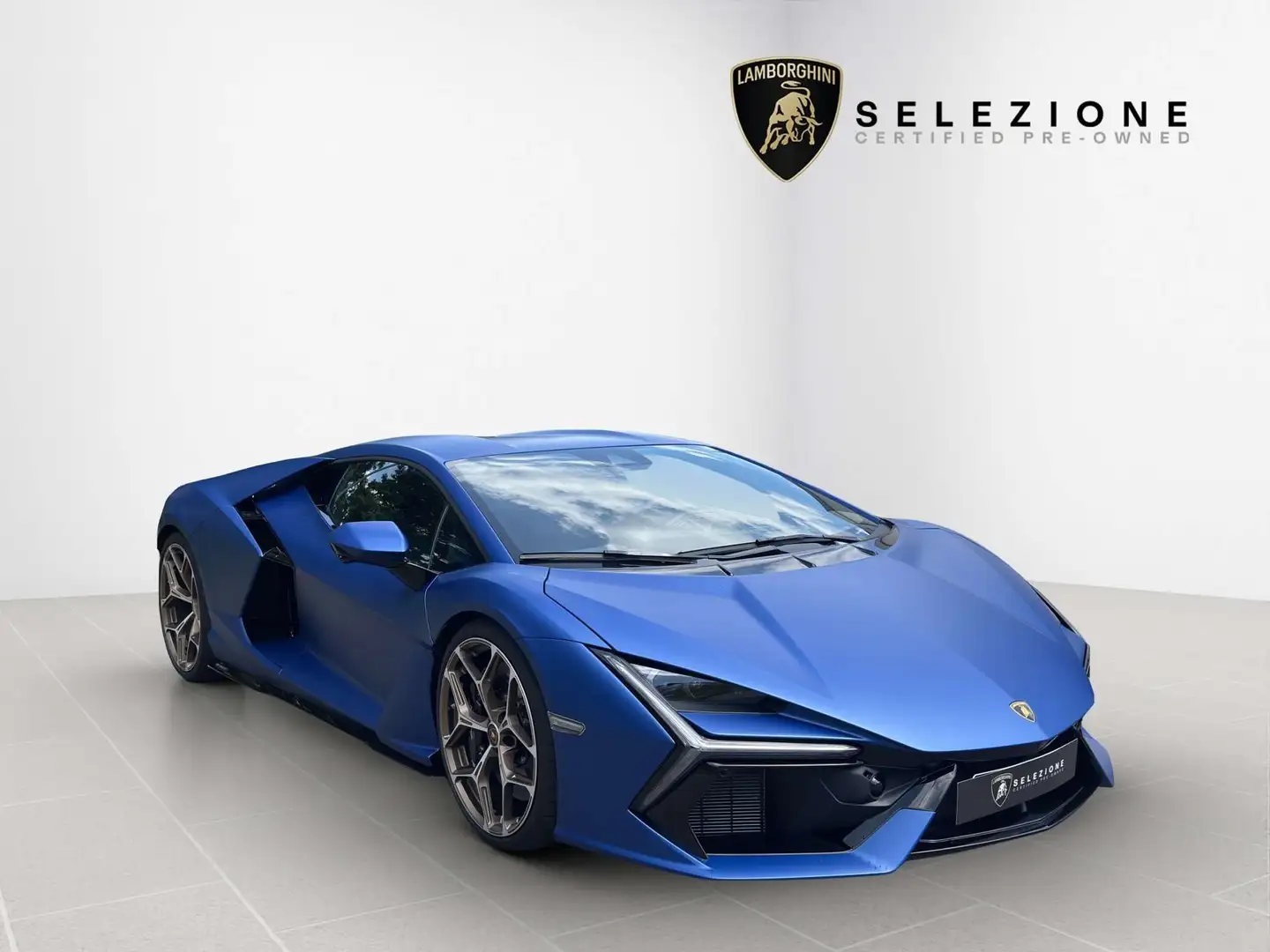 Lamborghini Revuelto Bleu - 1