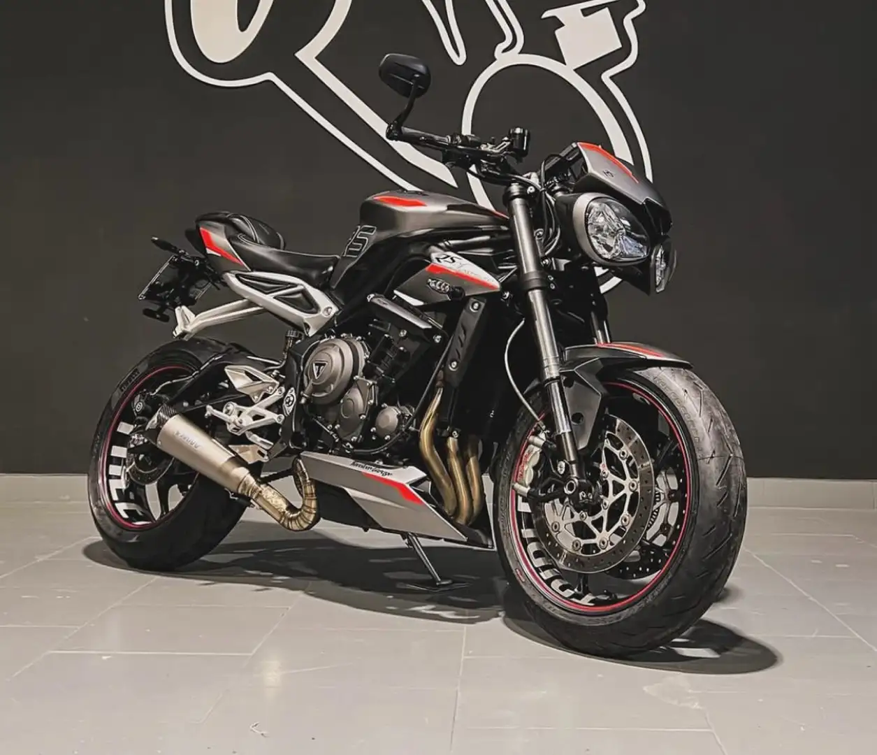 Triumph Street Triple 765 RS Grigio - 1