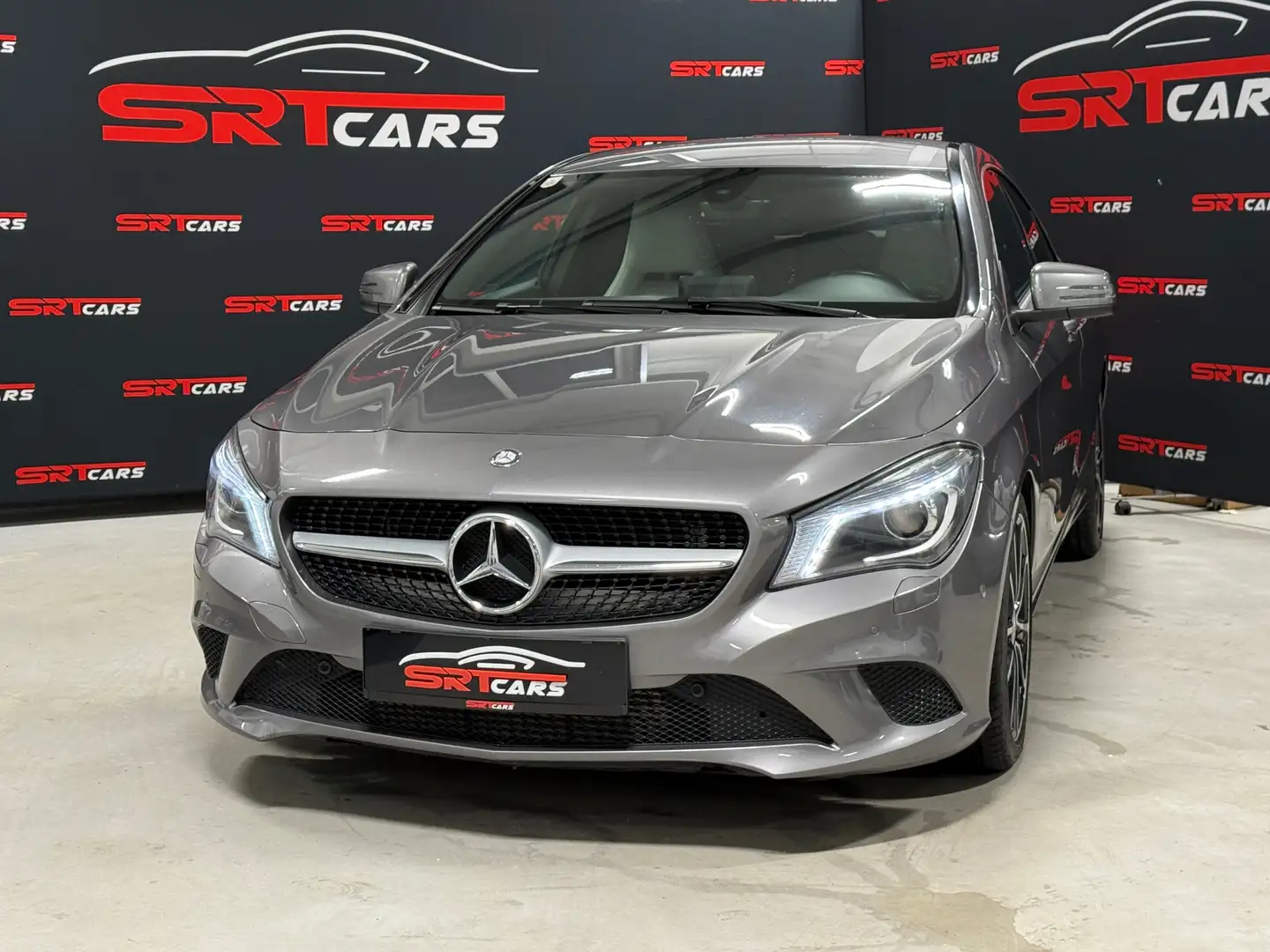 Mercedes-Benz CLA 220 CLA 220 CDI Aut. *Navi*Kamera*Sitzheizung Grau - 2
