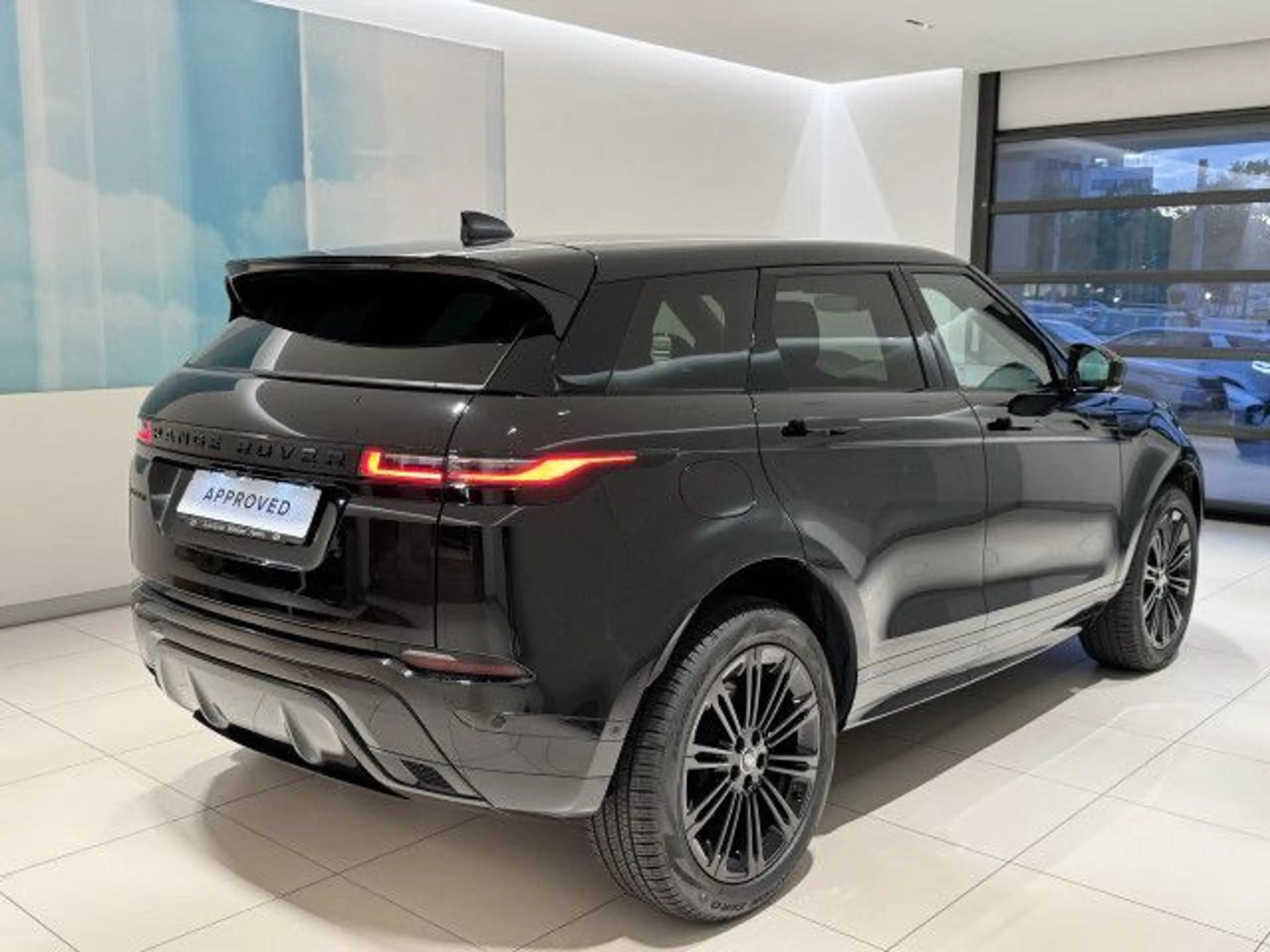 Land Rover Range Rover Evoque D200 Dyn SE Black Pack WinterP. — photo 3