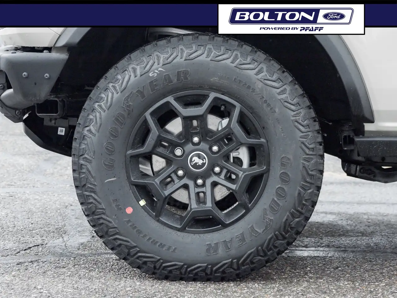 Ford Bronco снимка Ford Bronco