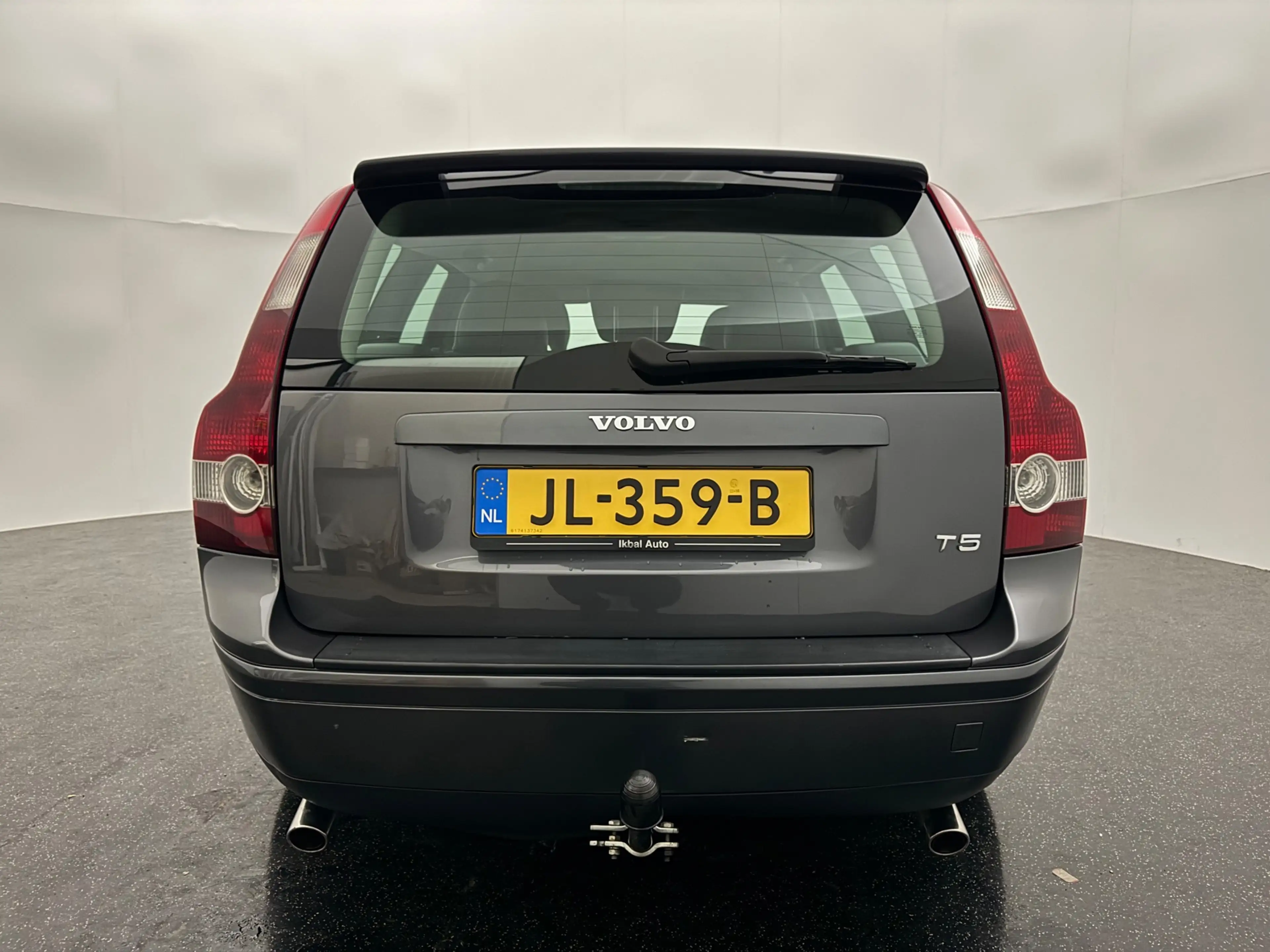 Volvo V50 2.5 T5 AWD Kinetic / YOUNGTIMER / Leder / Xenon — photo 8