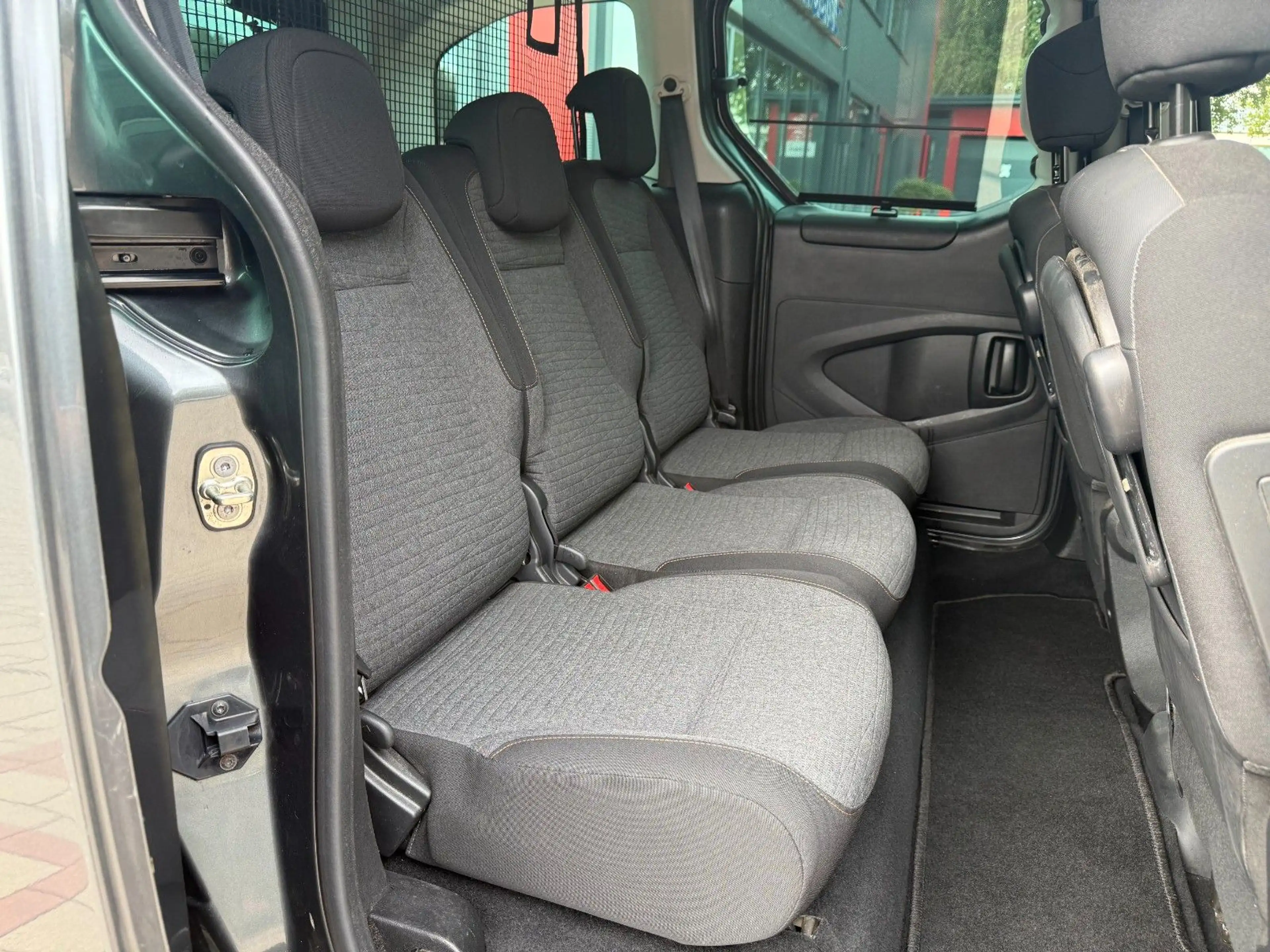 Citroen Berlingo Kombi Shine(Tüv&Insp.neu/1 Hand/ab.AHK) — photo 11