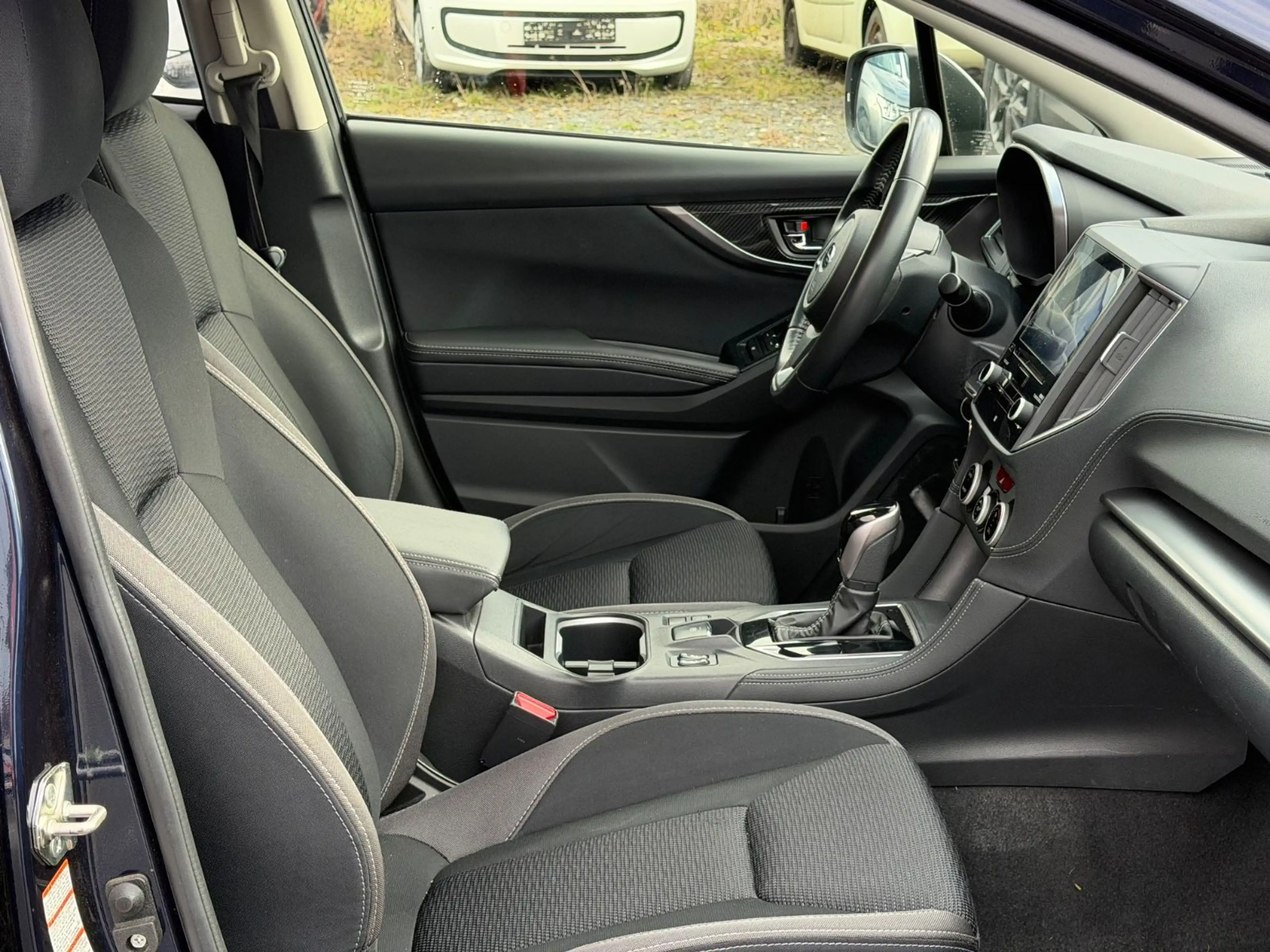 Subaru Impreza Comfort — photo 10