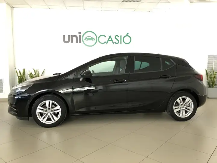 Opel Astra GS LINE 1.2T SHL MT6 S/S 2020, foto 4