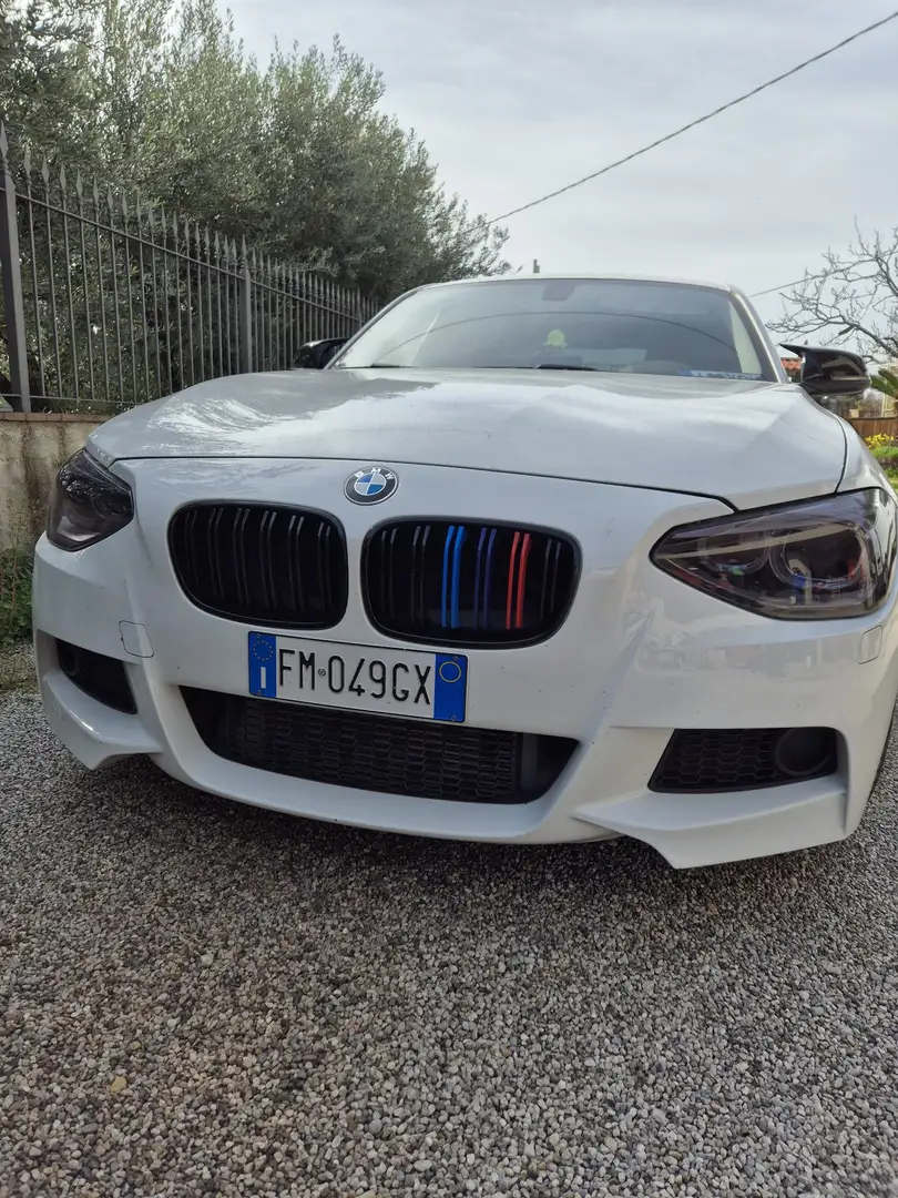 BMW 114 114d 5p Urban - 1
