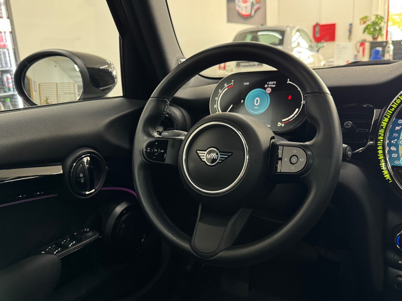 MINI Cooper Mini 5-trg. Aut./H&K/PANO/LEDER/U-FREI! — photo 11