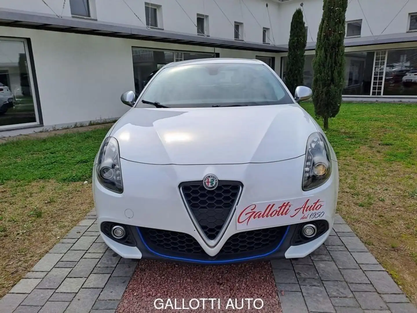 Alfa Romeo Giulietta 1.6 JTDm 120 CV Bianco - 2