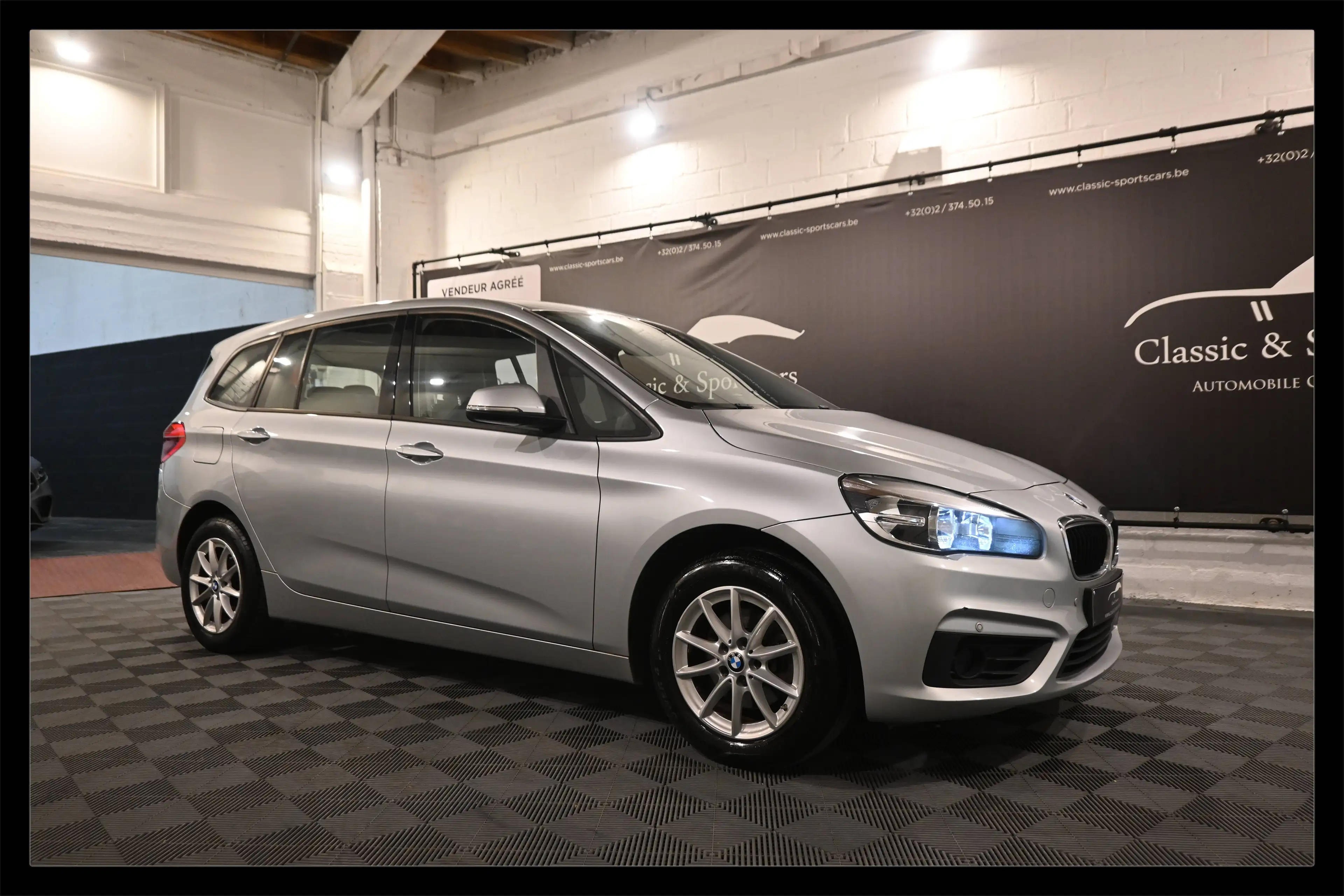 BMW 216 d GRAN TOURER / 7 PLACES / 7 SEATS / 7 PLAATS / GPS NAVIGATION / COFFRE ELECTRIQUE !!