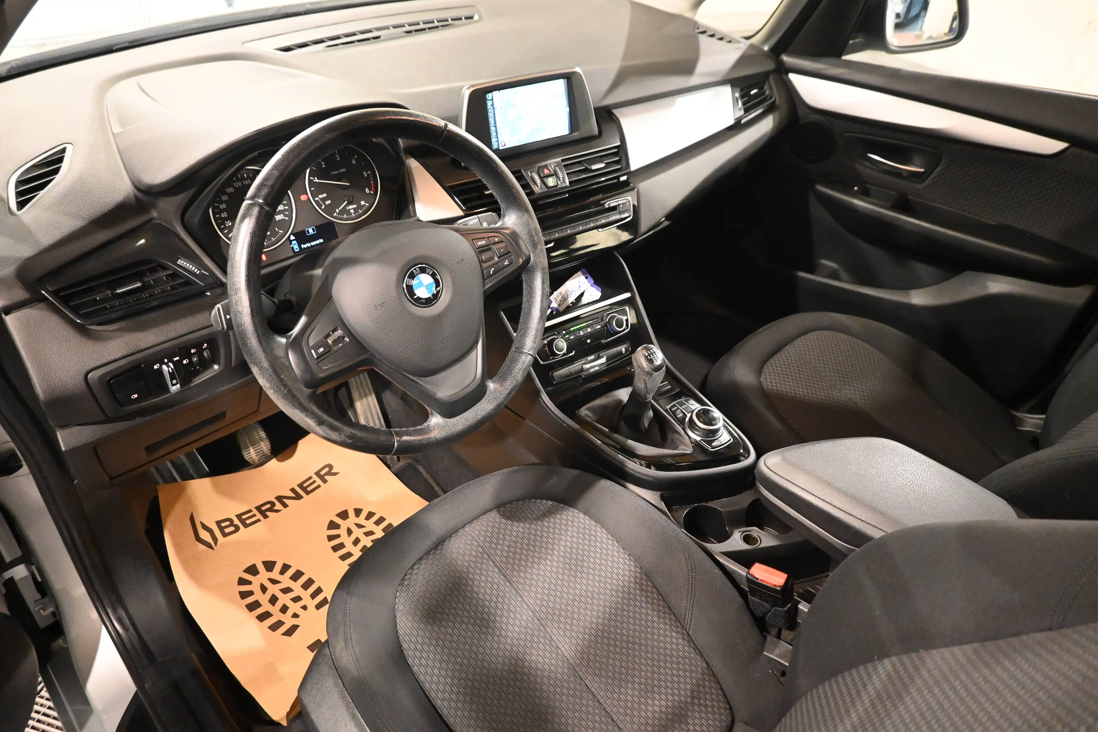 BMW 216 d GRAN TOURER / 7 PLACES / 7 SEATS / 7 PLAATS / GPS NAVIGATION / COFFRE ELECTRIQUE !! — photo 11