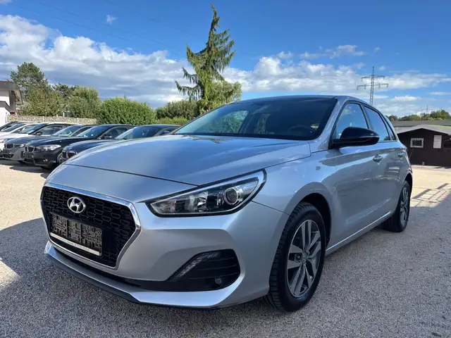 Hyundai i30 YES! Sportpaket,Navi,Kamera,Sitzheizung