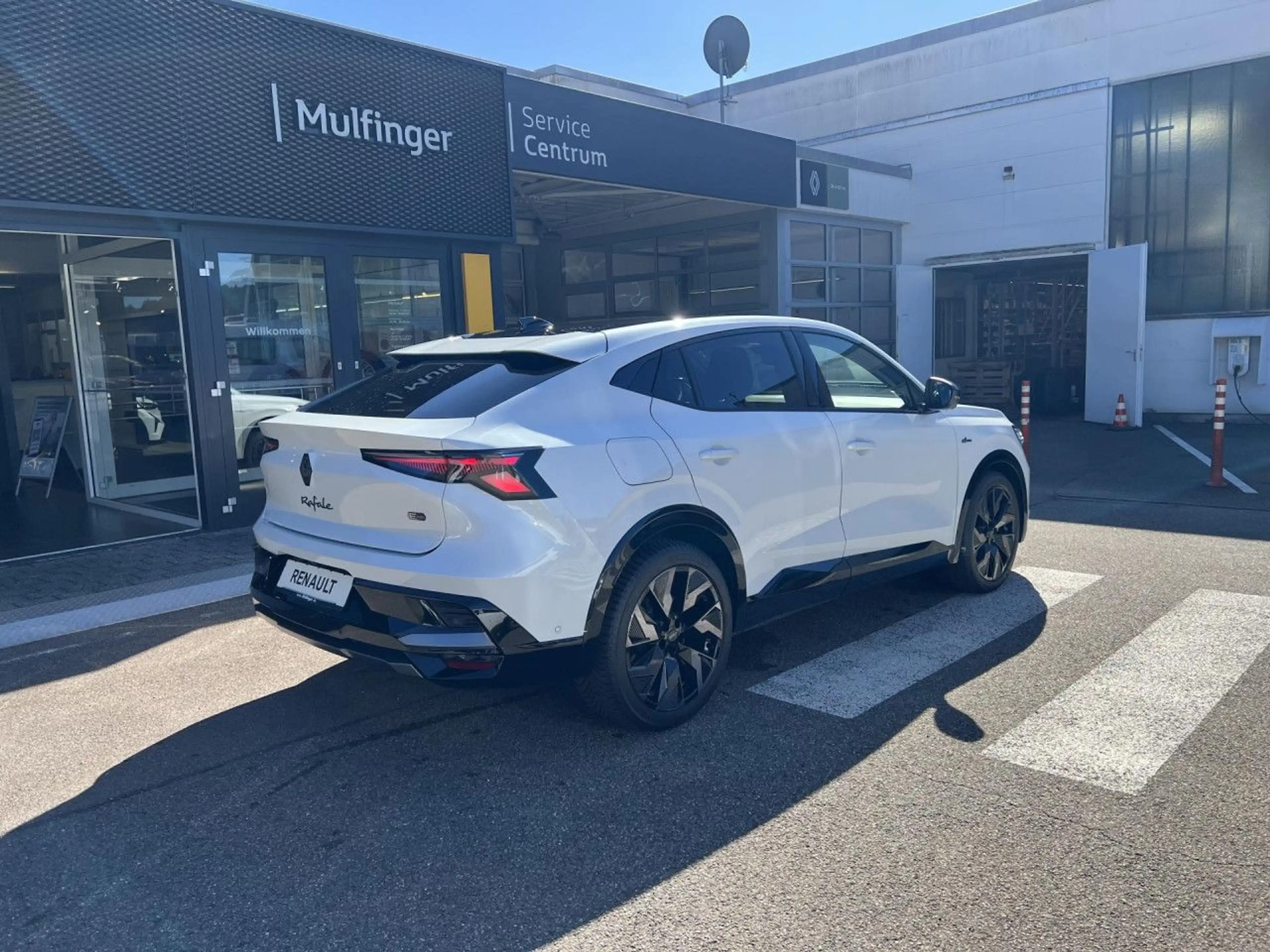 Renault Rafale GD  Esprit Alpine Full Hybrid E-Tech 200 LED — photo 4