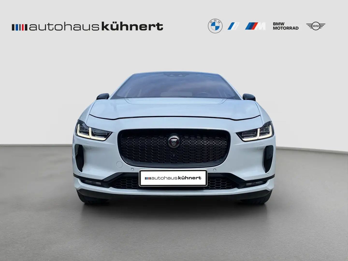 Jaguar I-Pace EV 400 SE ACC SpurAss StHzg 360° ParkAss Blanc - 2