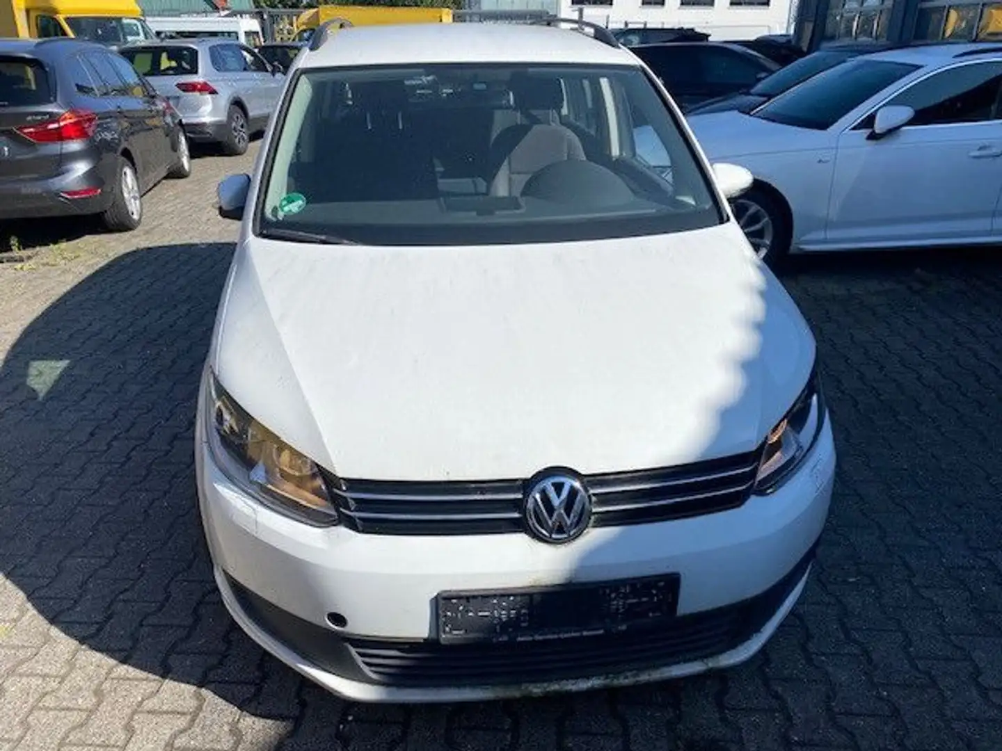 Volkswagen Touran Trendline 7-Sitze *MOTOR PROBLEME* Blanc - 2